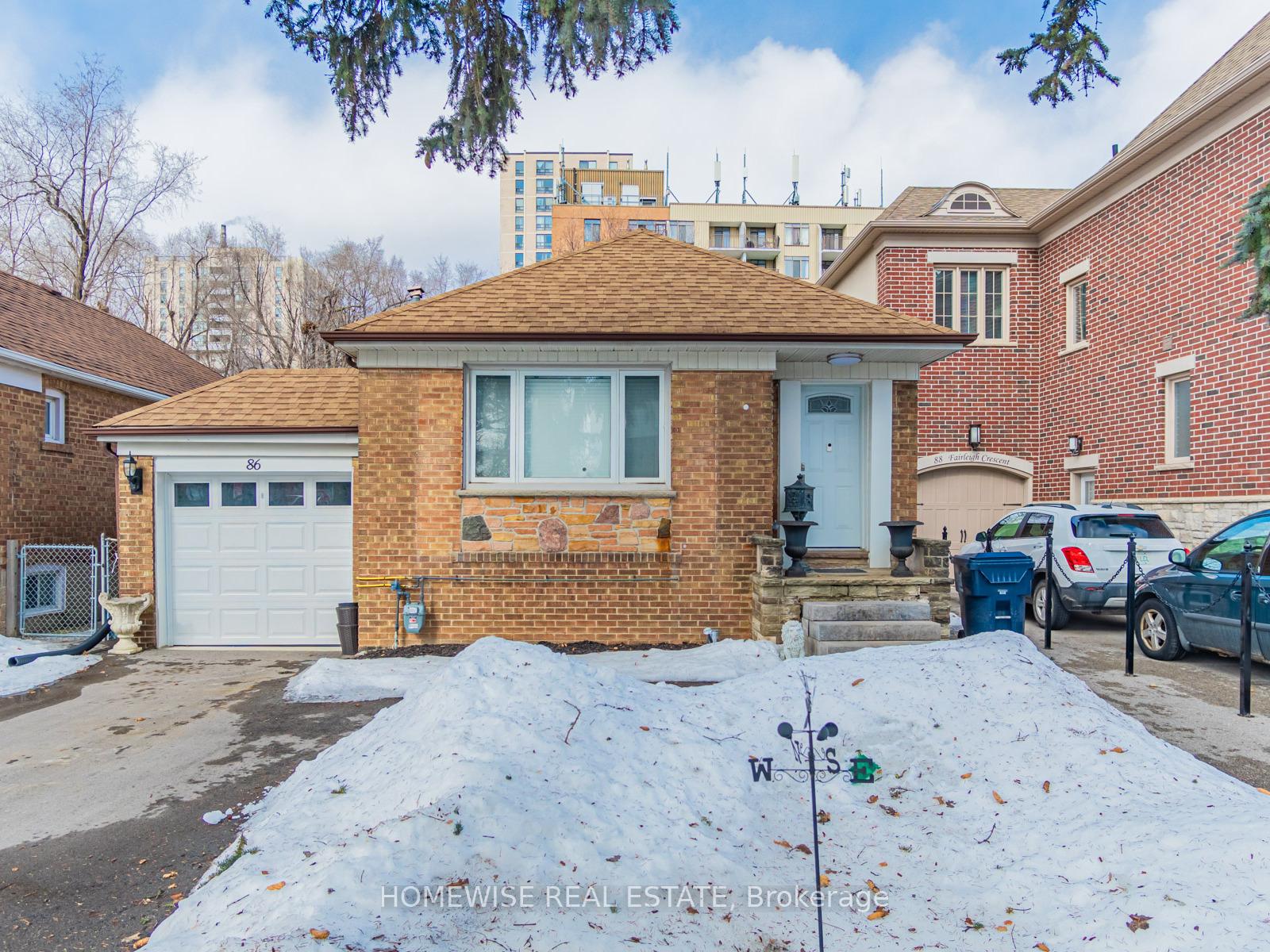 86 Fairleigh Crescent, Toronto
