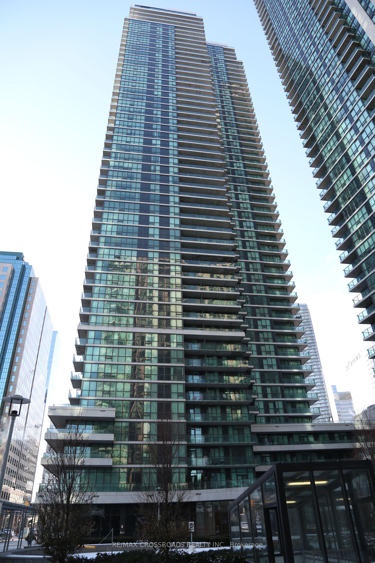 33 Bay Street 3205, Toronto Unit: 3205