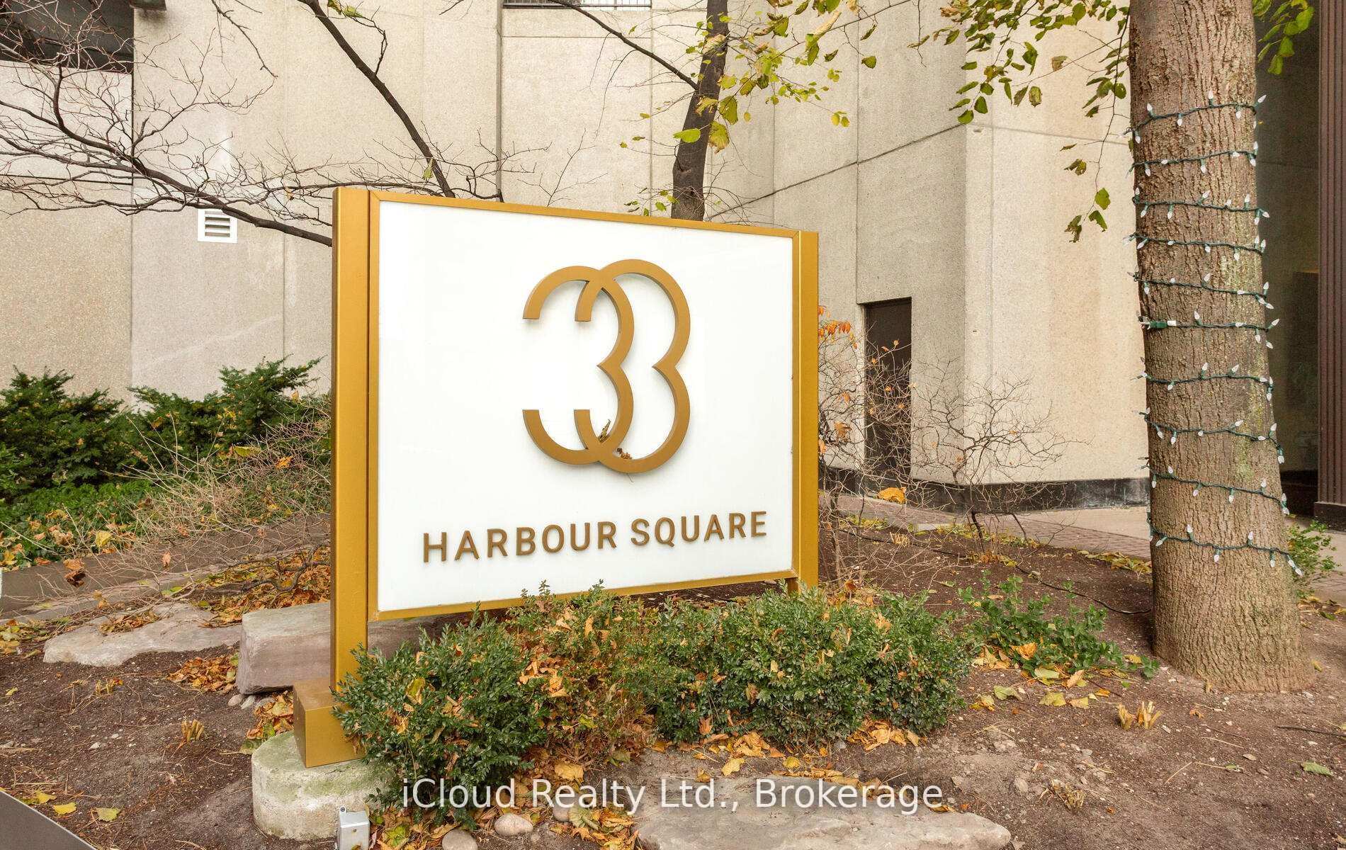 33 Harbour Square 837, Toronto Unit: 837