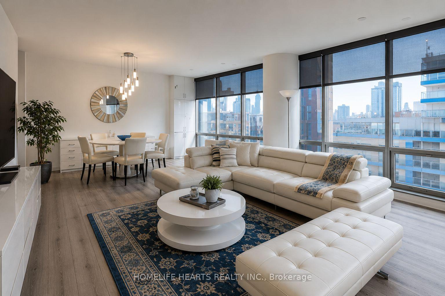 35 Mariner Terrace 309, Toronto Unit: 309