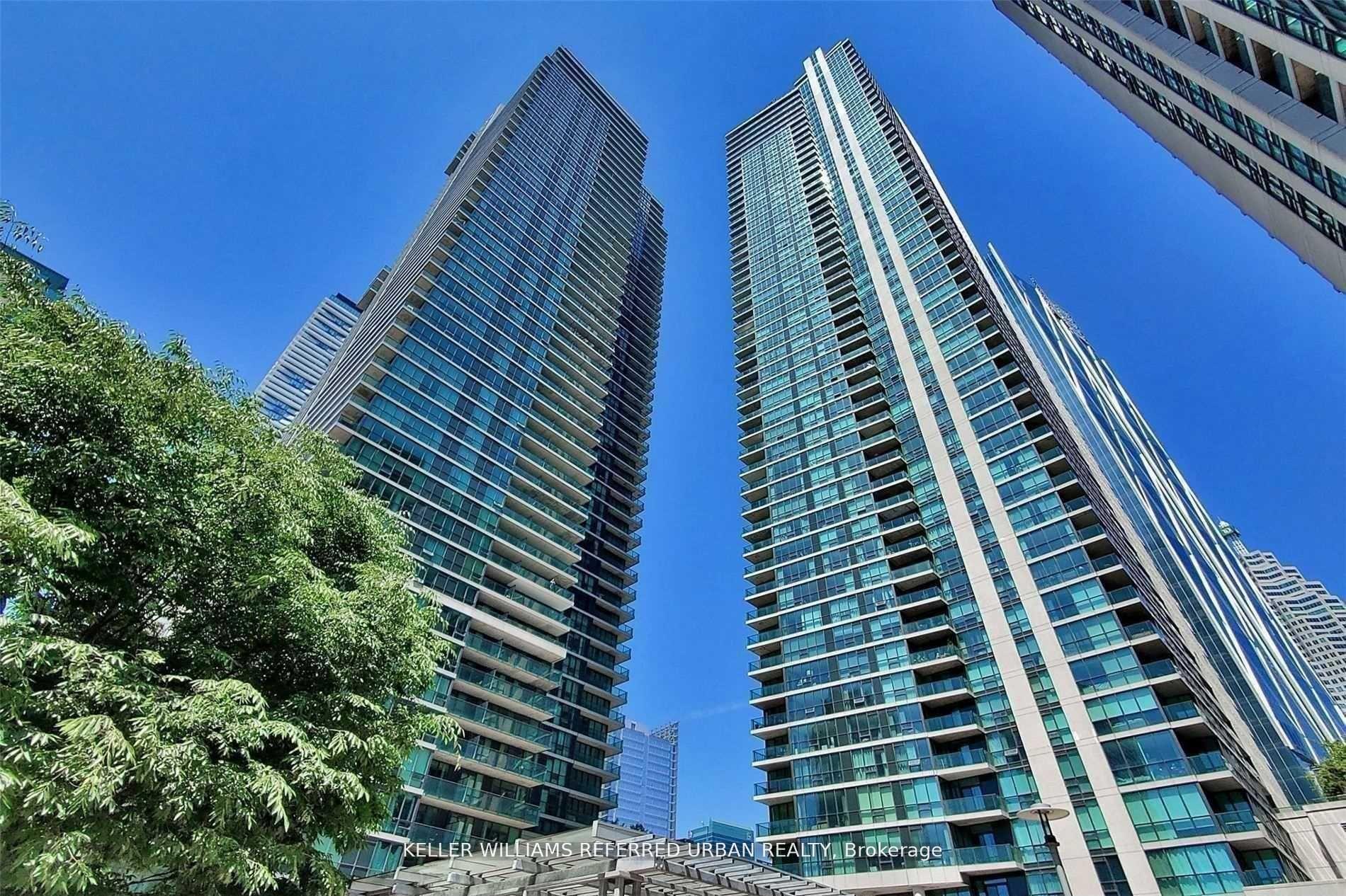 18 Harbour Street 2606, Toronto Unit: 2606