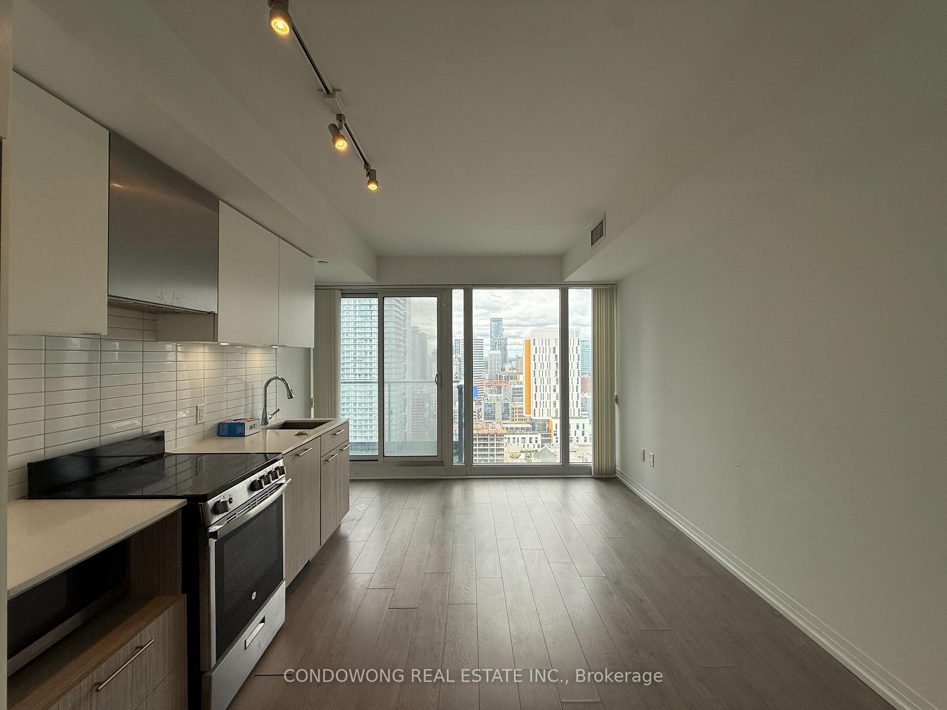 251 Jarvis Street 3007, Toronto Unit: 3007