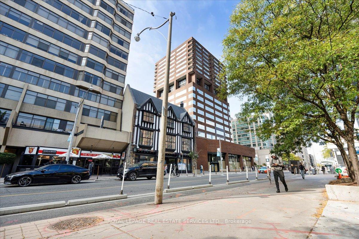 914 Yonge Street 1214, Toronto Unit: 1214