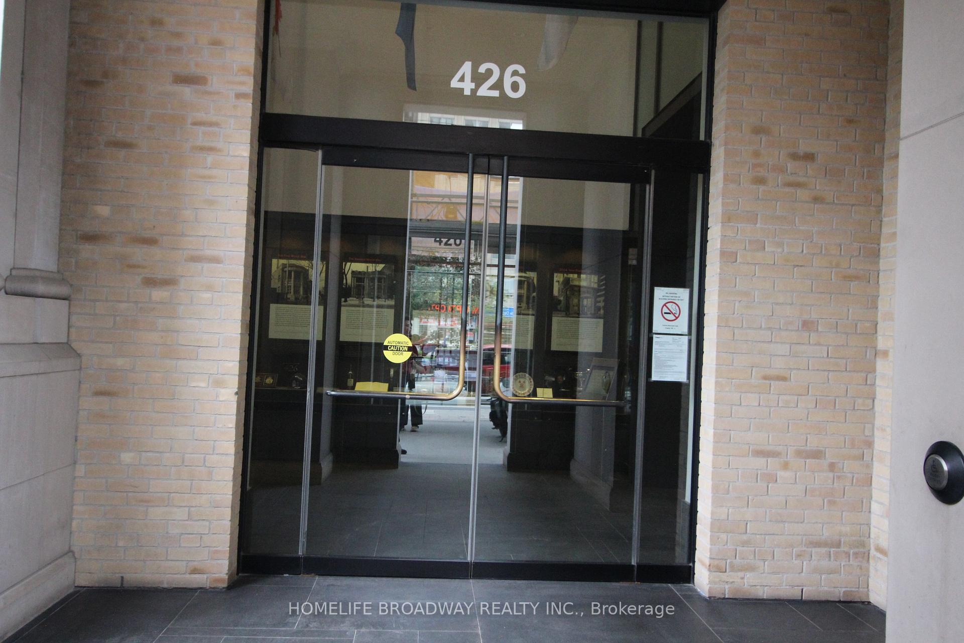 426 University Avenue 3701, Toronto Unit: 3701