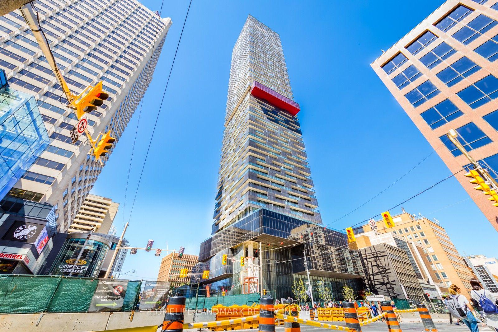 8 Eglinton Avenue E 5607, Toronto Unit: 5607
