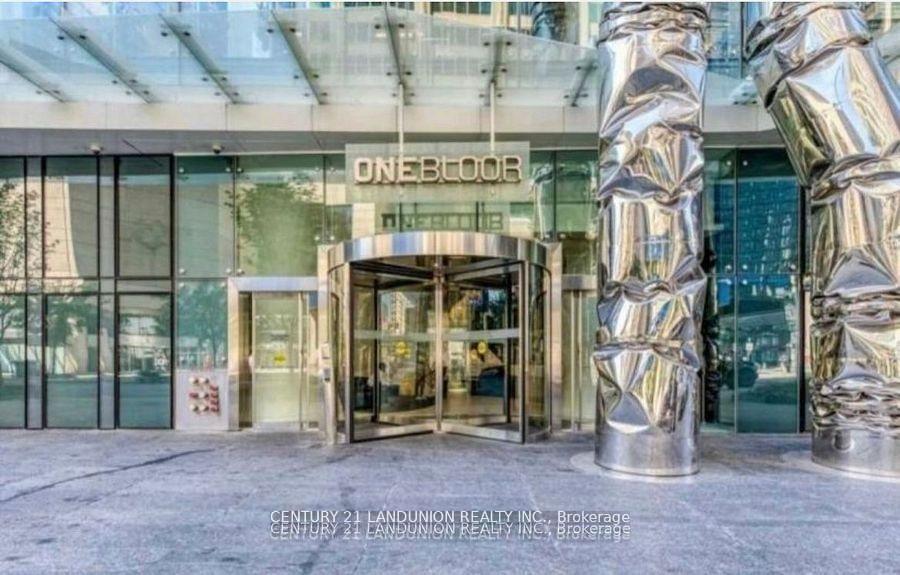 1 Bloor Street E 2612, Toronto Unit: 2612