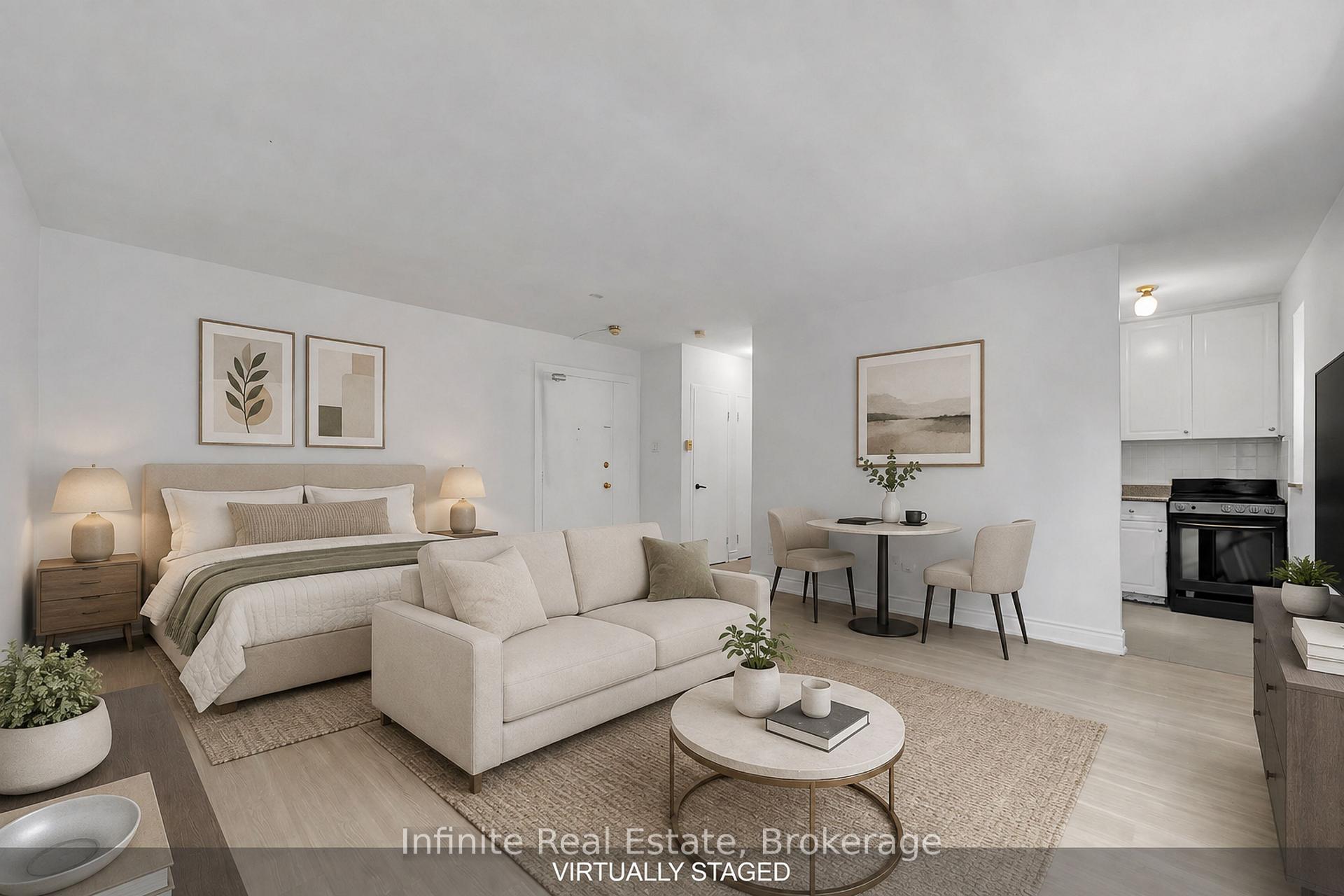 896 Eglinton Avenue E 111, Toronto Unit: 111