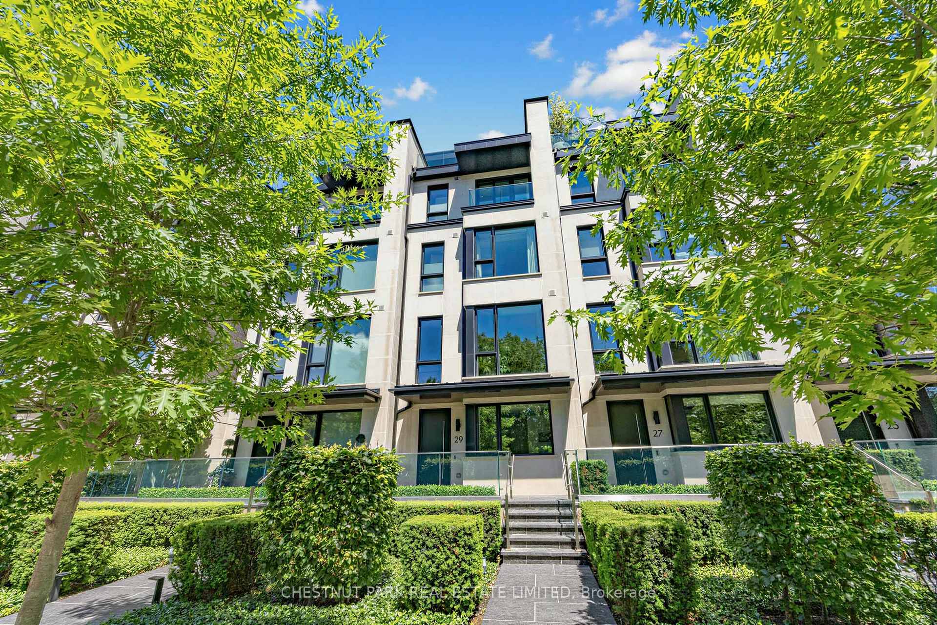 29 Oaklands Avenue, Toronto