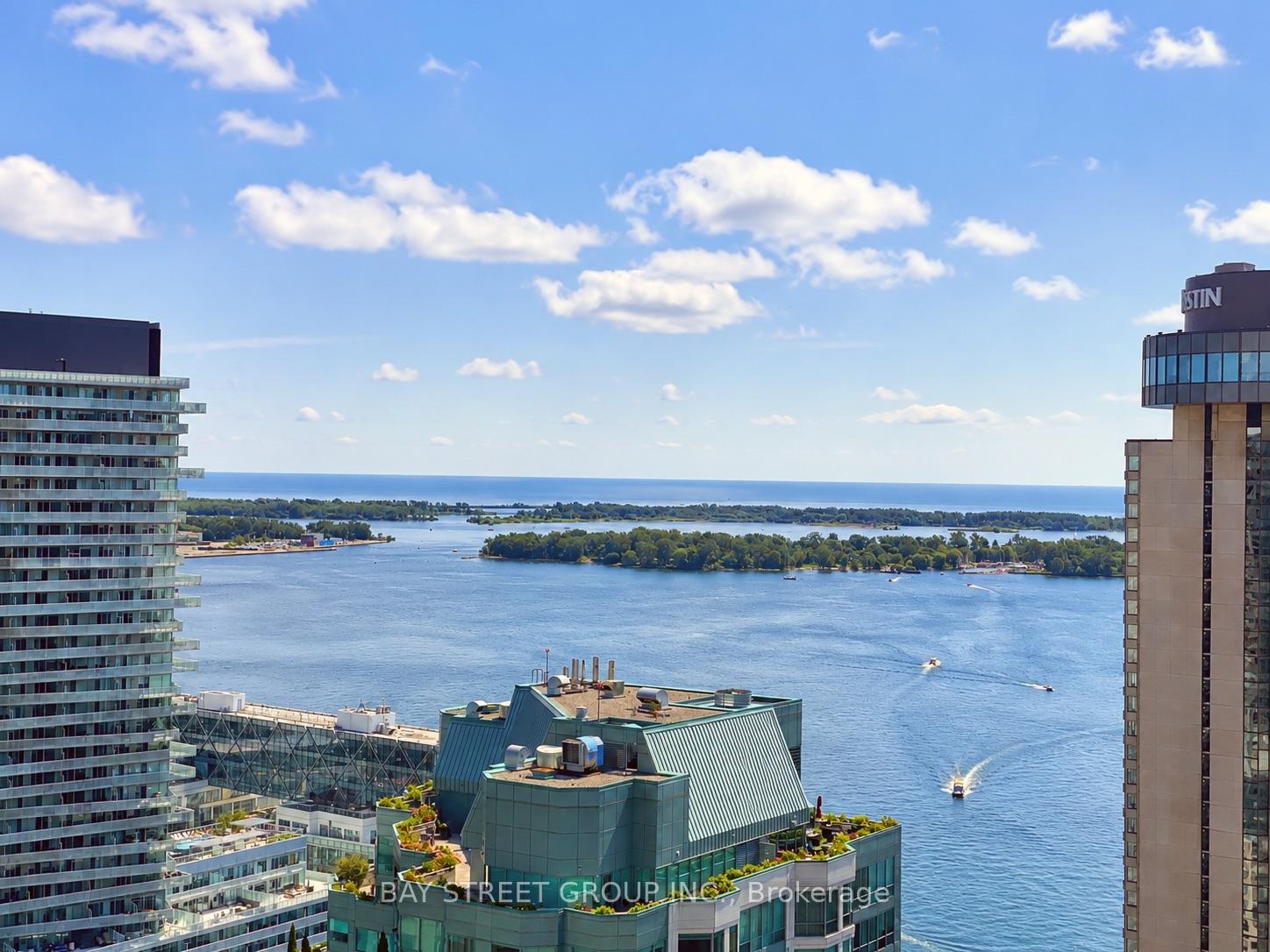 33 Bay Street 3310, Toronto Unit: 3310