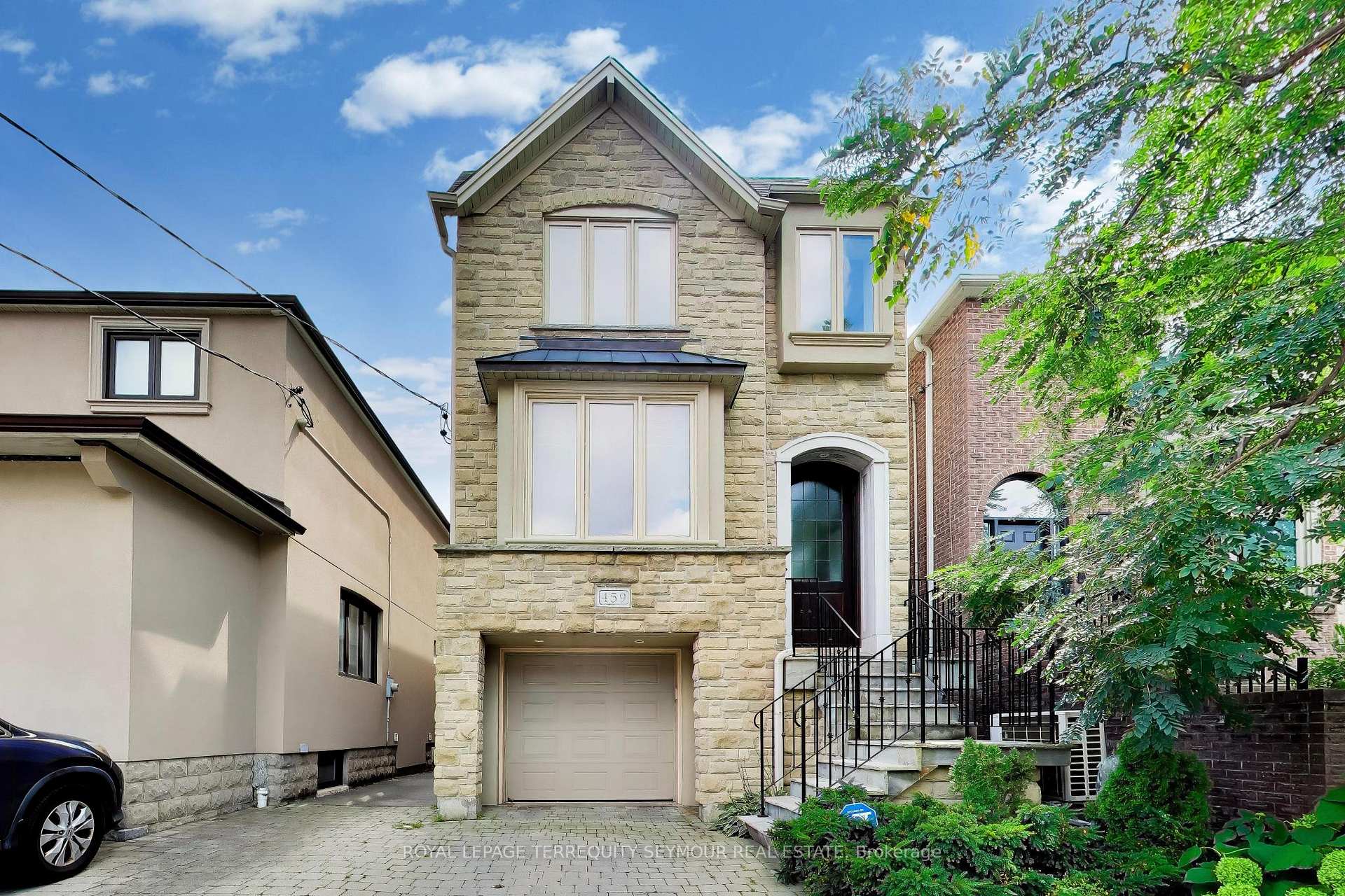 459 Soudan Avenue, Toronto