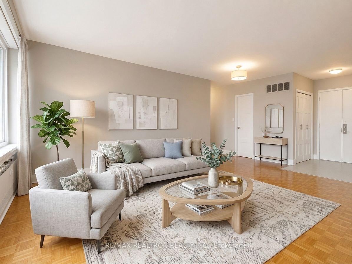 10 Shallmar Boulevard 503, Toronto Unit: 503