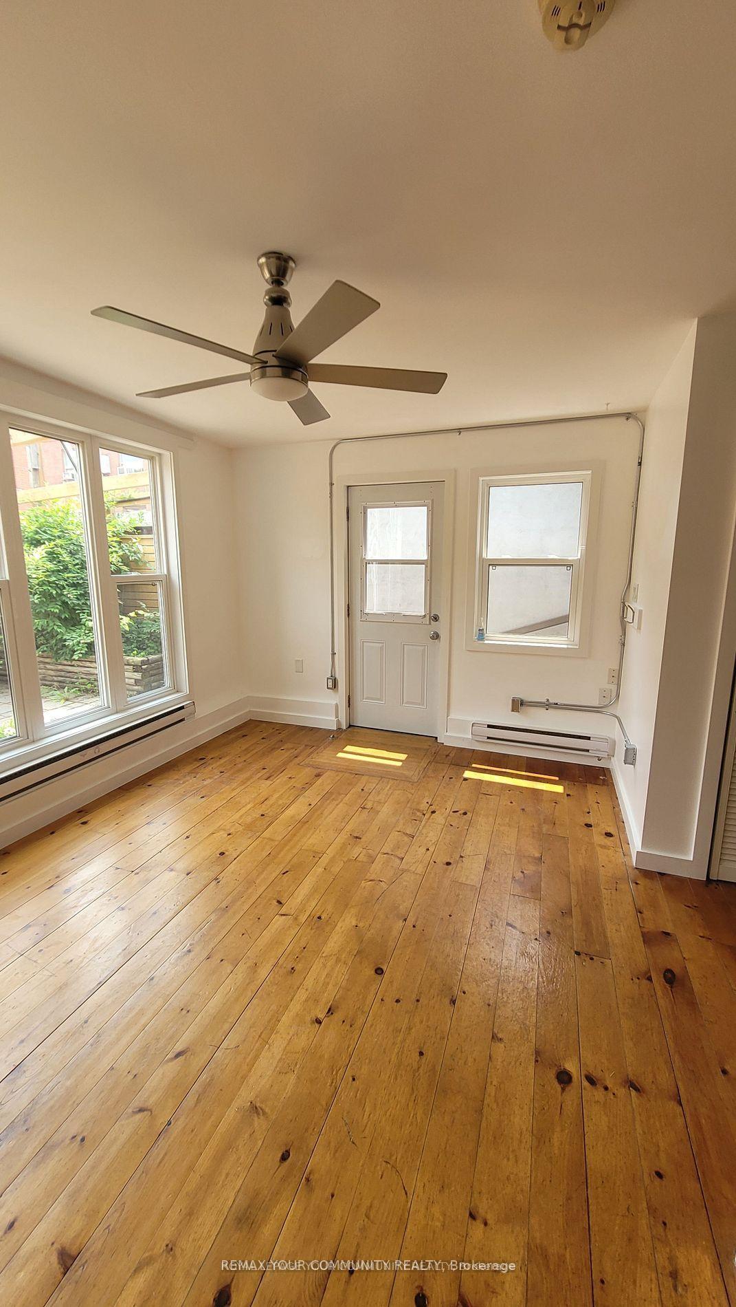 864 Millwood Road Studio Unit, Toronto Unit: Studio Unit