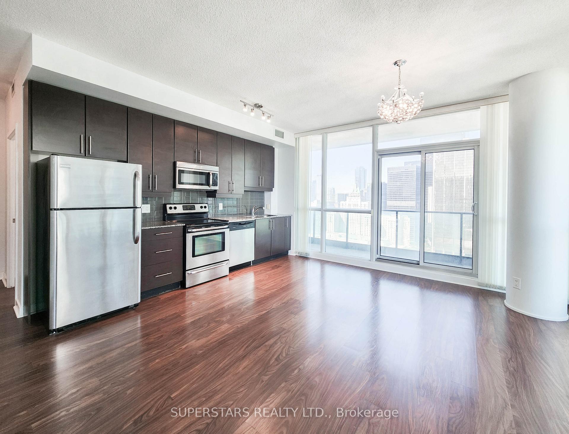 33 Bay Street 3304, Toronto Unit: 3304