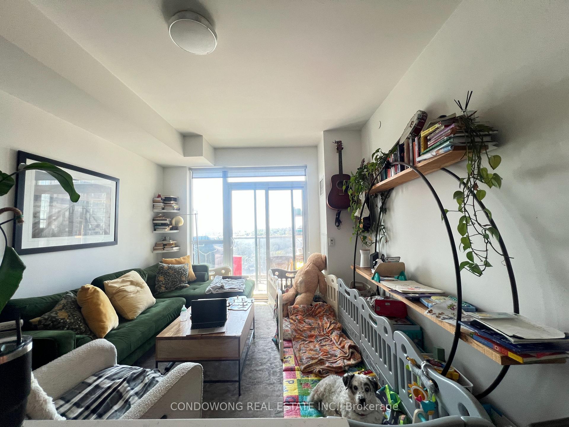 501 St Clair Avenue W 1108, Toronto Unit: 1108
