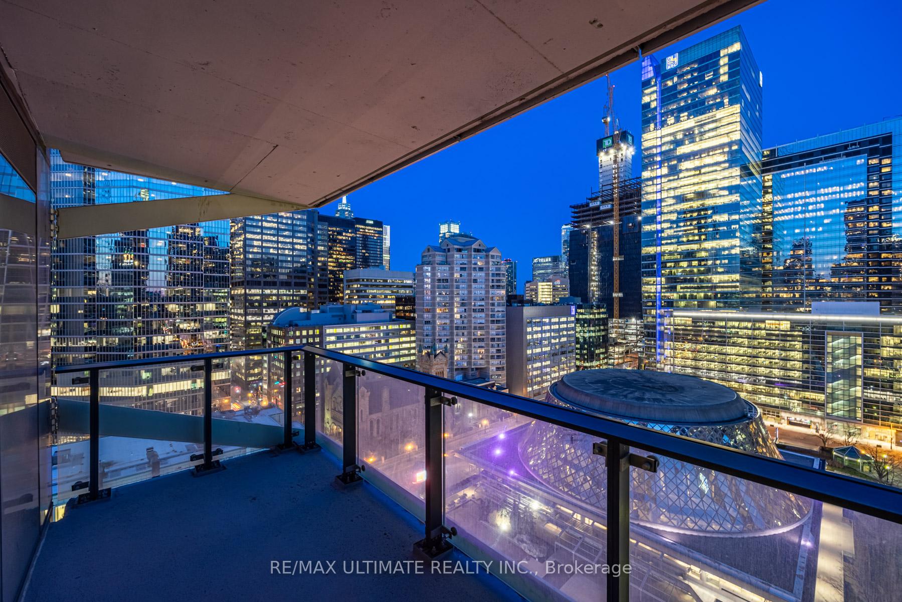 224 King Street W 1504, Toronto Unit: 1504