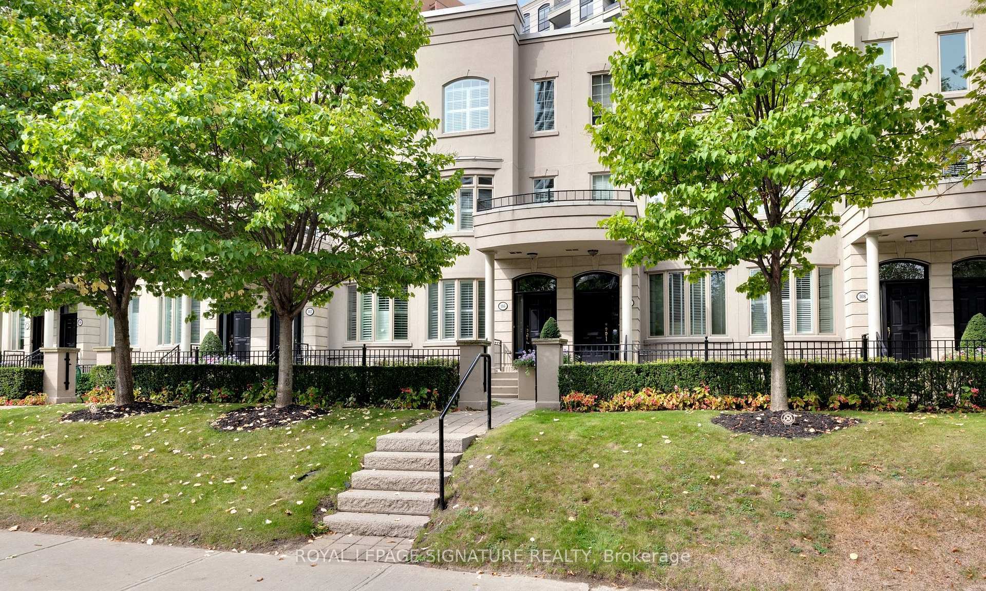 104 Pleasant Boulevard Toronto