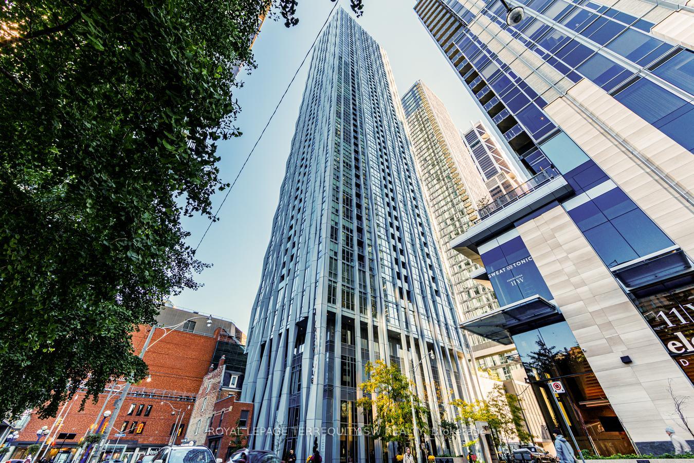 1 Yorkville Avenue 809 Toronto Unit 809
