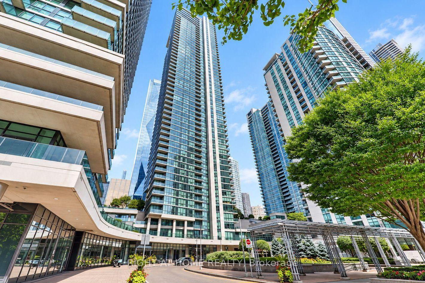 16 Harbour Street 3407, Toronto Unit: 3407
