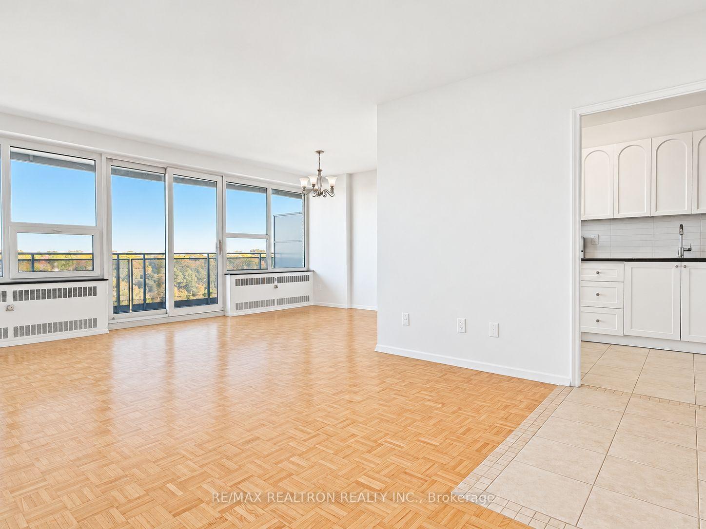 10 Shallmar Boulevard 804, Toronto Unit: 804