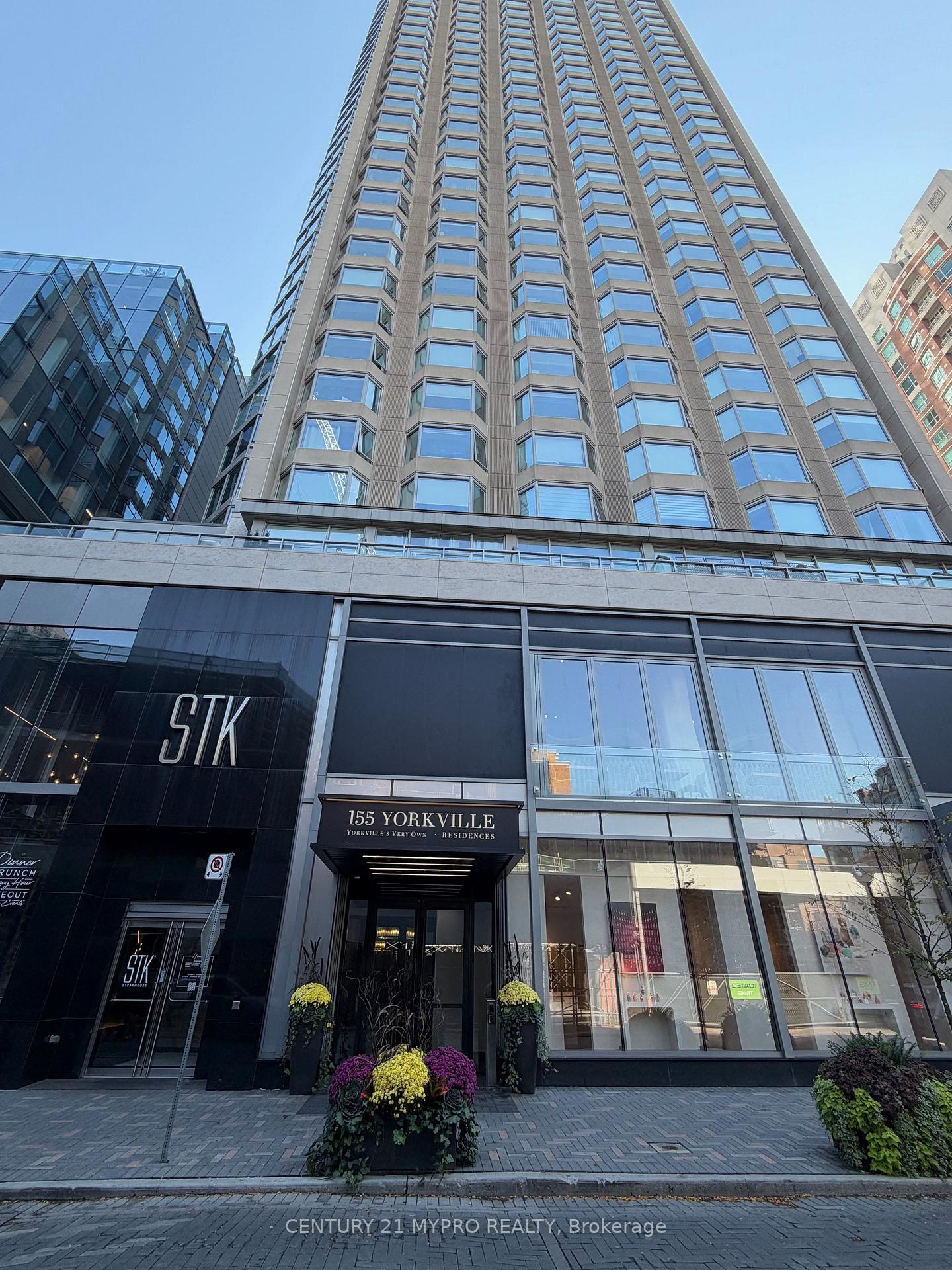 155 Yorkville Avenue 705 Toronto Unit 705