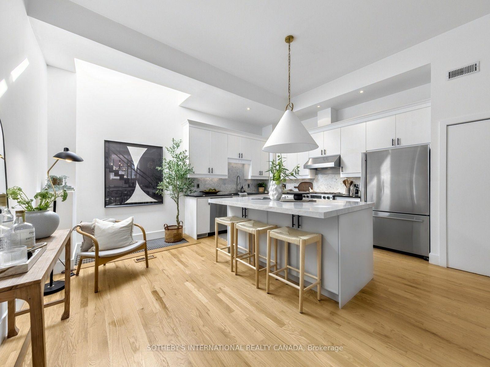 62 Claremont Street 6, Toronto Unit: 6