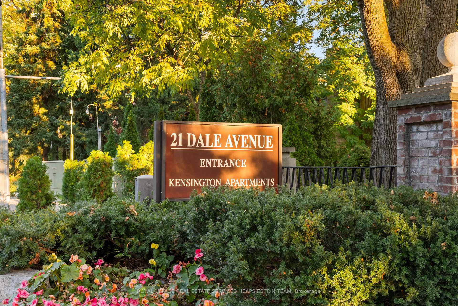 21 Dale Avenue 638 Toronto Unit 638