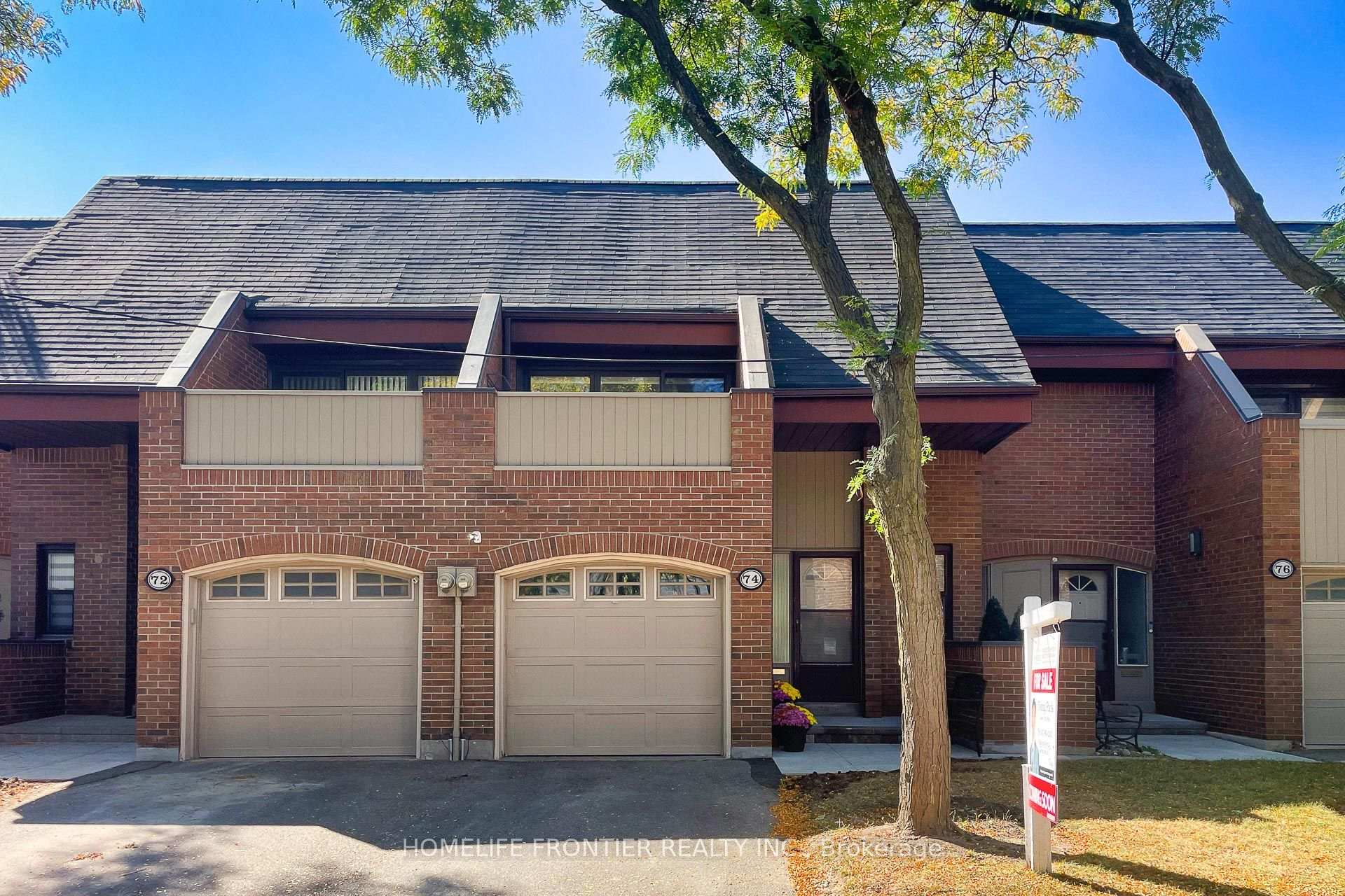 74 Flaming Roseway Toronto