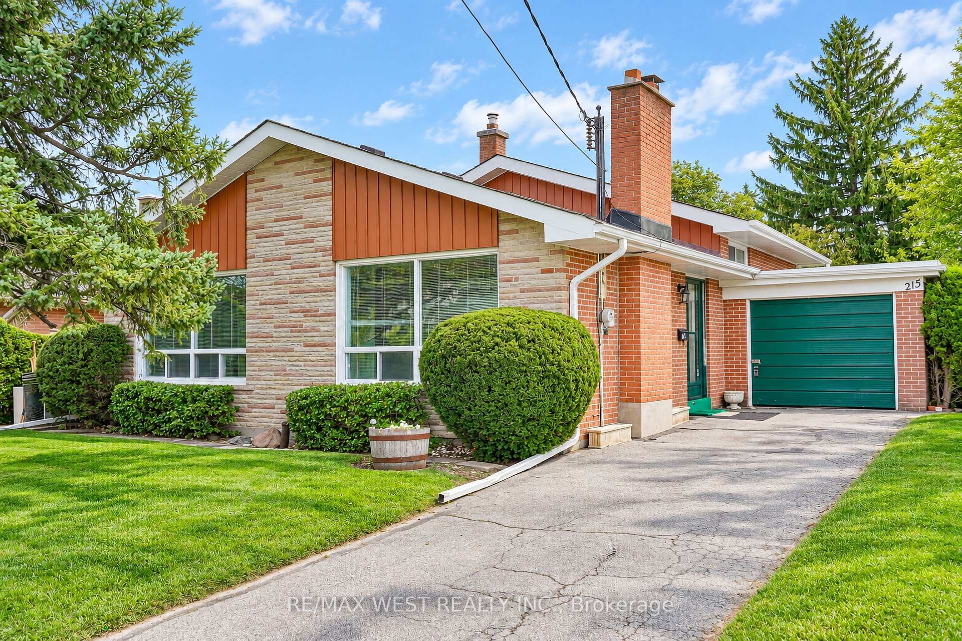 215 Acton Avenue Toronto