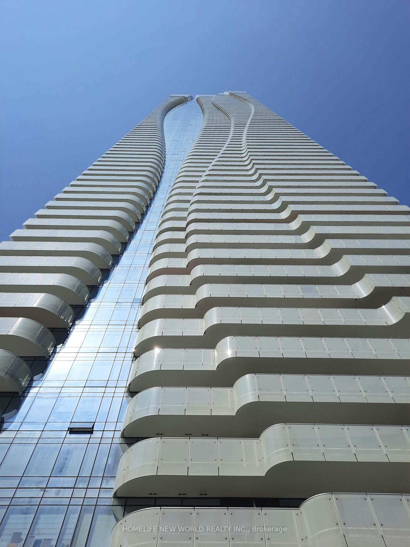 1 Bloor Street E 6902 Toronto Unit 6902