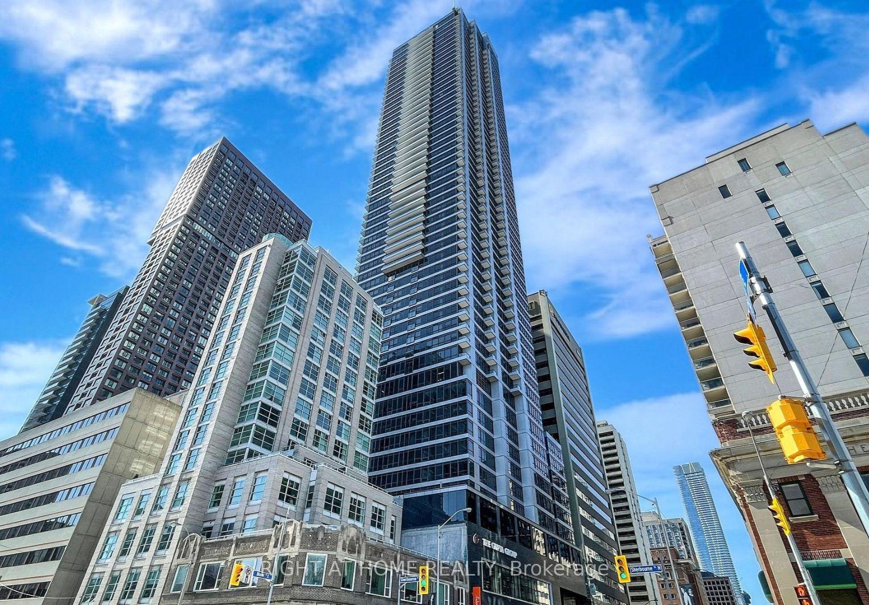 395 Bloor Street E 3705 Toronto Unit 3705
