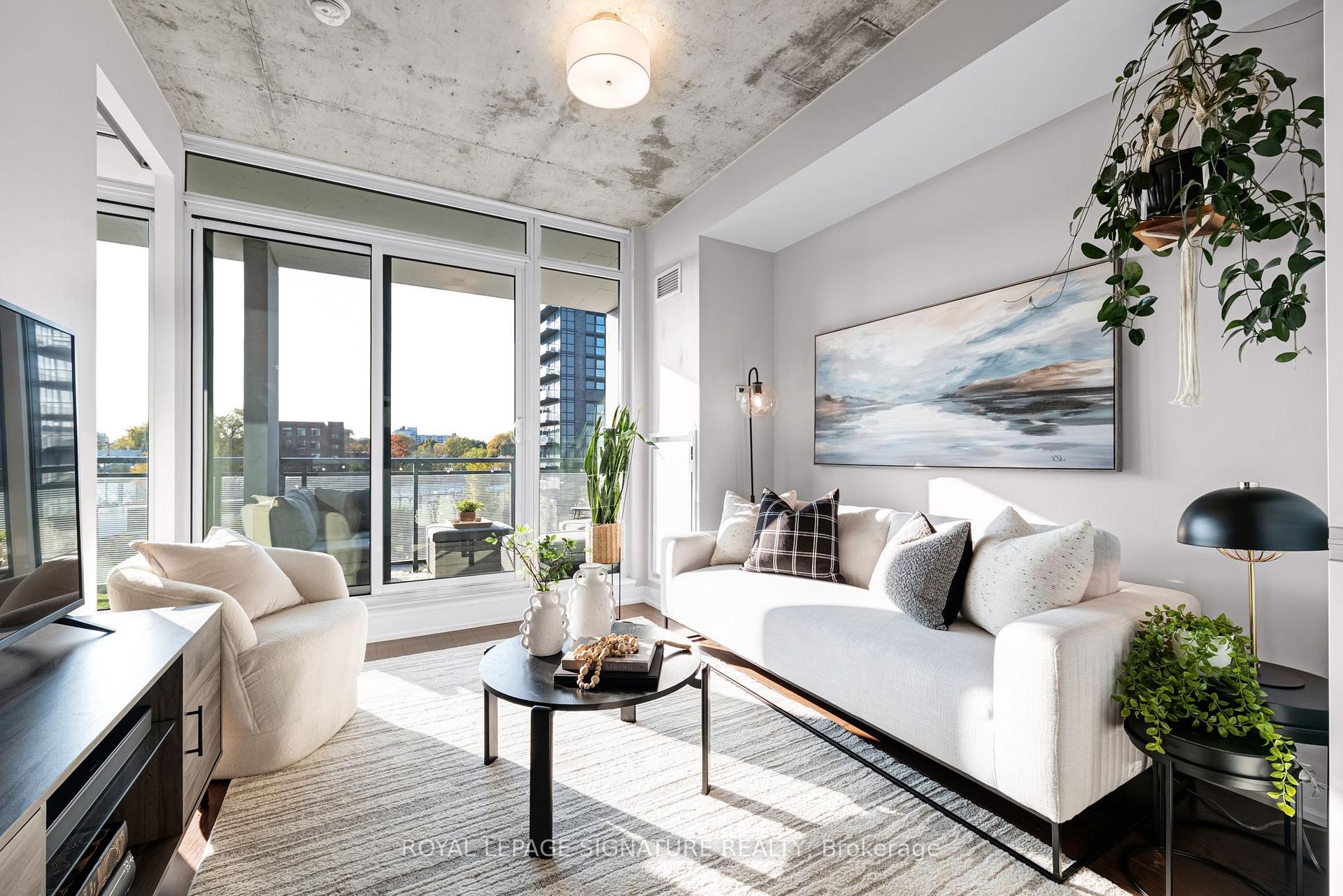 20 Minowan Miikan Lane 418 Toronto Unit 418