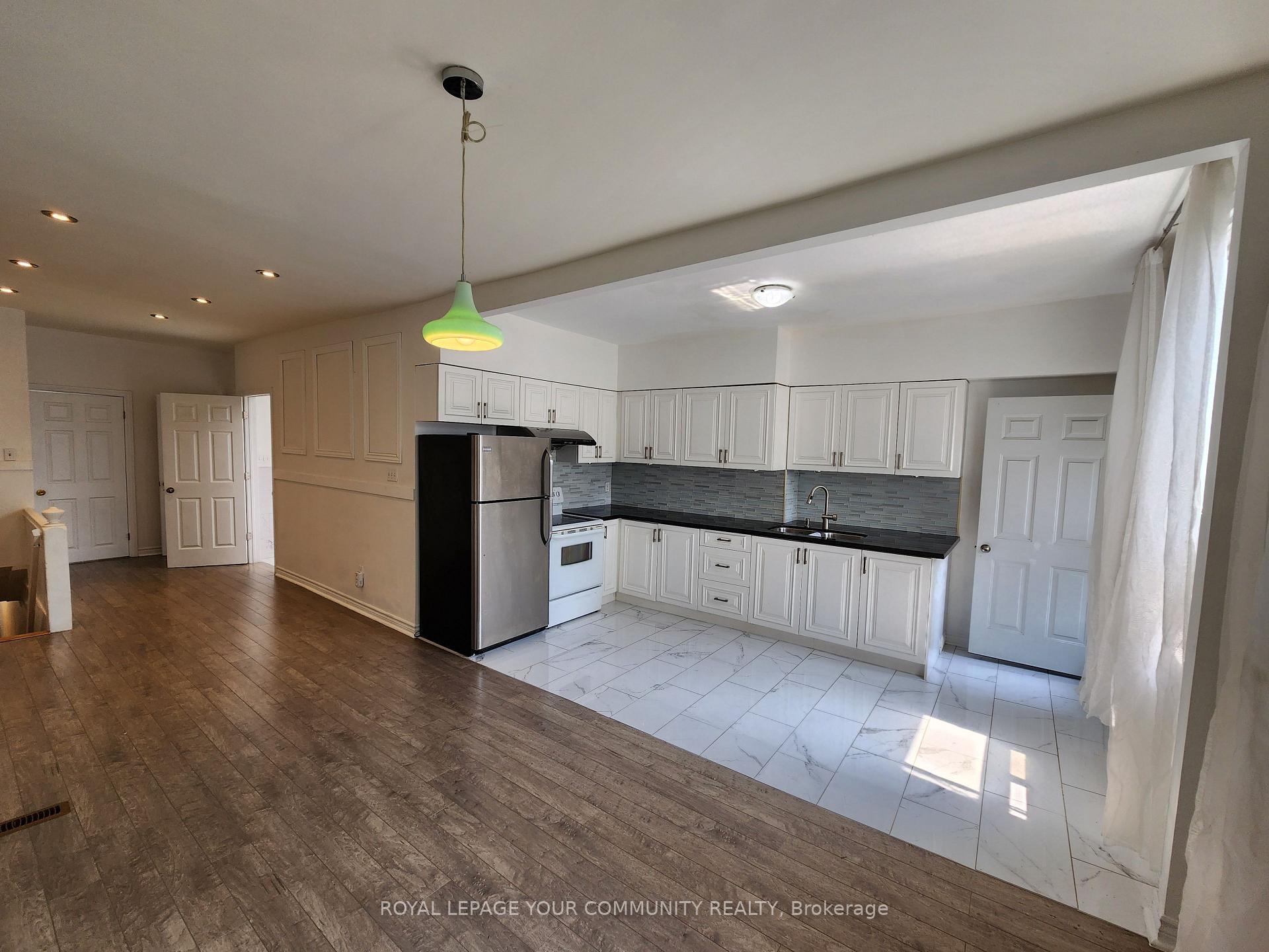 1075 Gerrard Street E Upper floor, Toronto E01 Unit: Upper floor