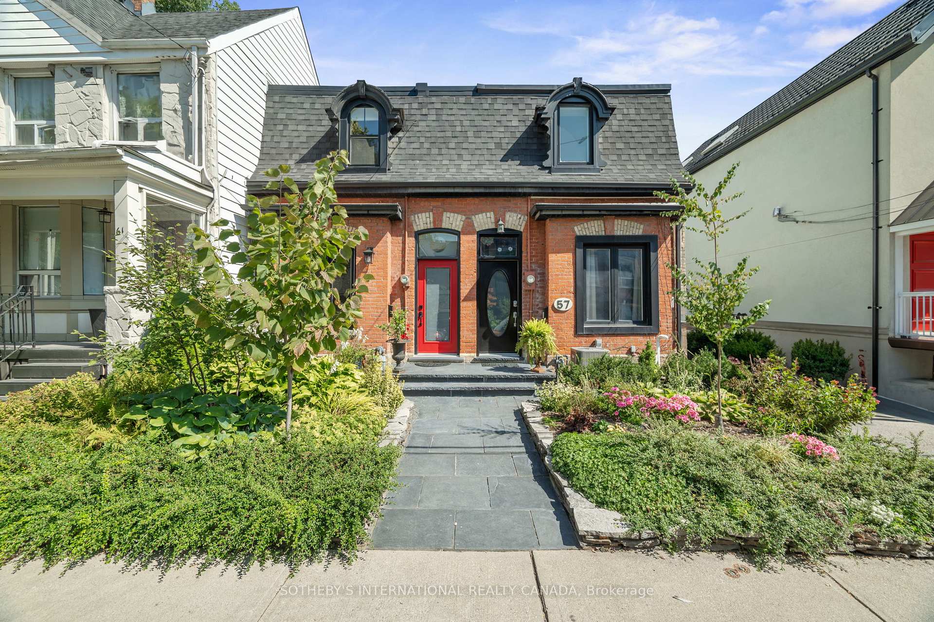 59 De Grassi Street
