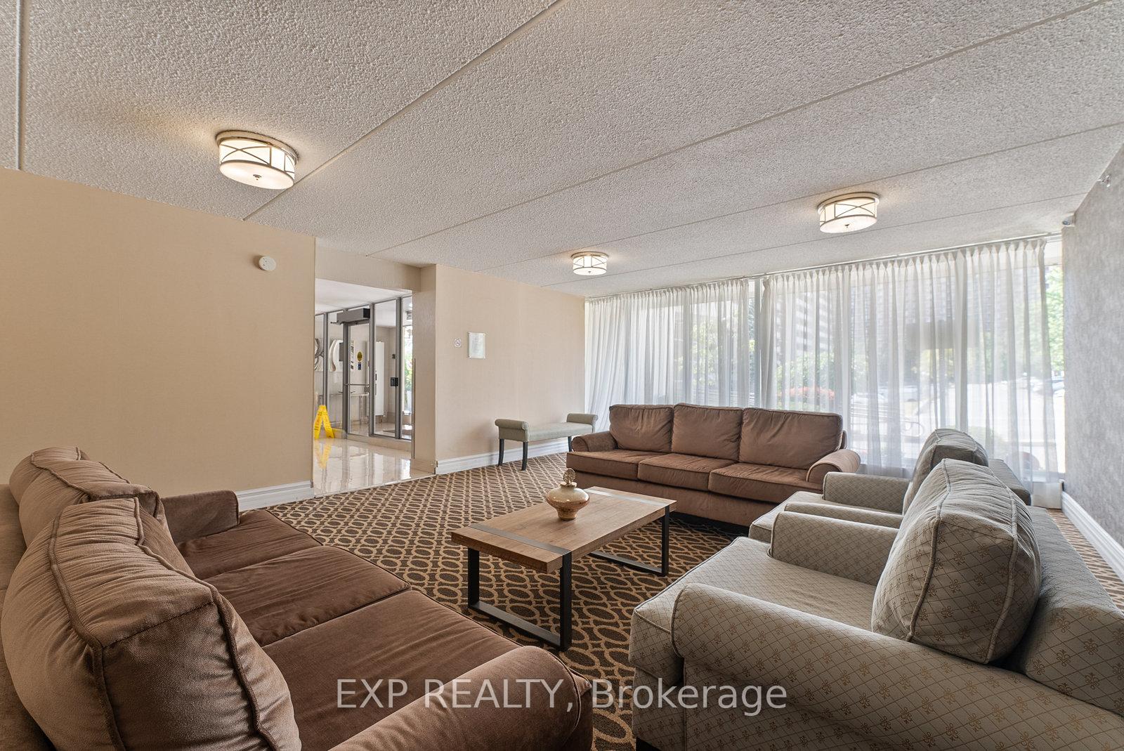 2 Glamorgan Avenue 612