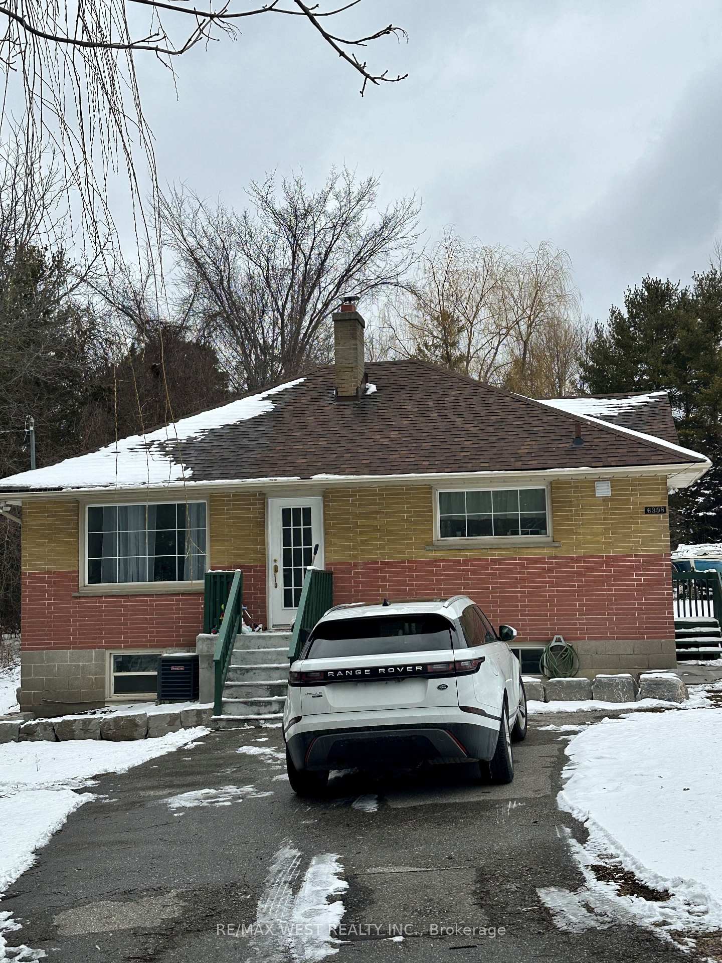 6398 Kingston Road Basement