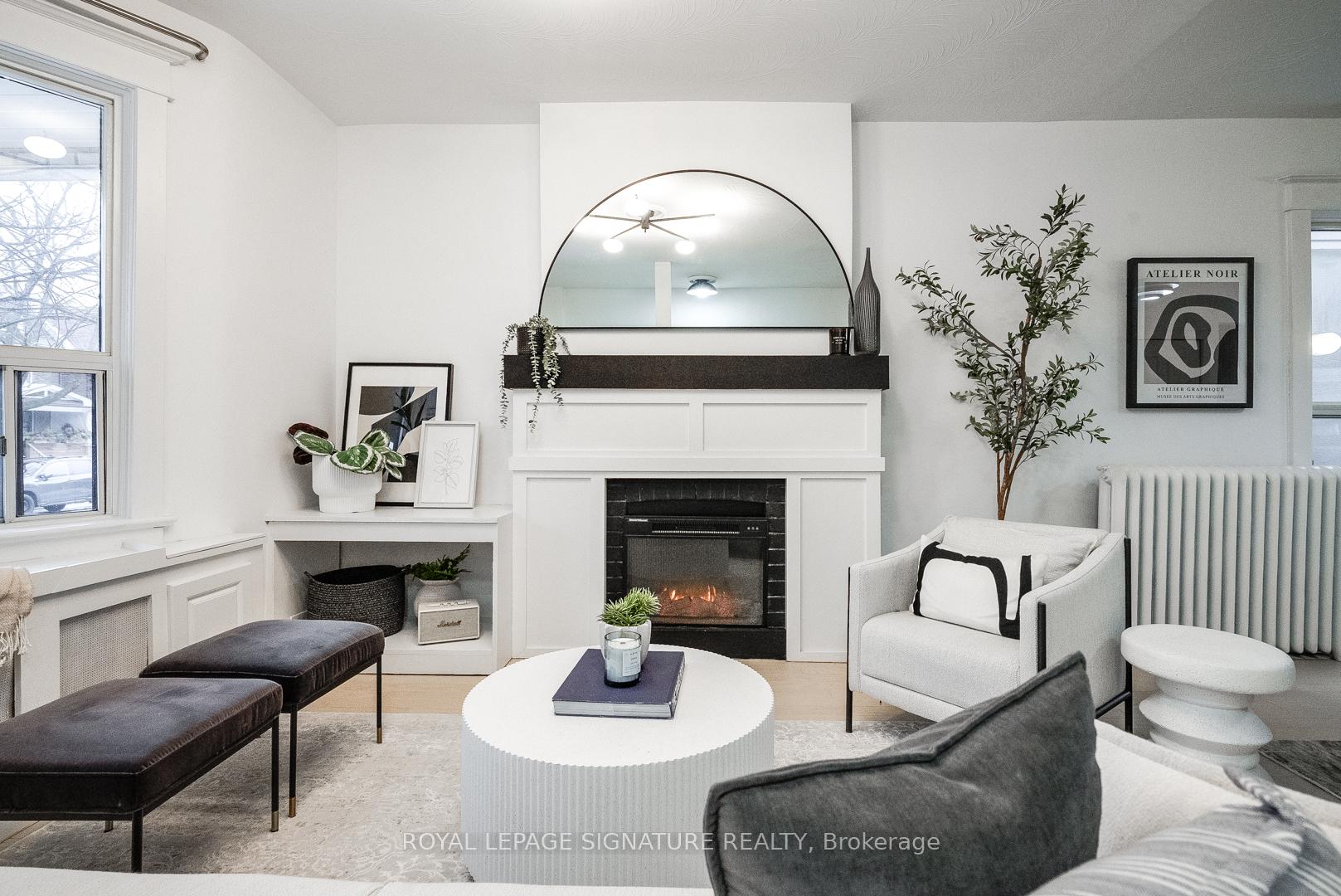 216 Parkmount Road Upper
