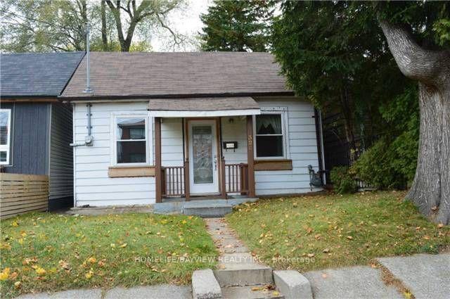 326 Rhodes Avenue E, Toronto