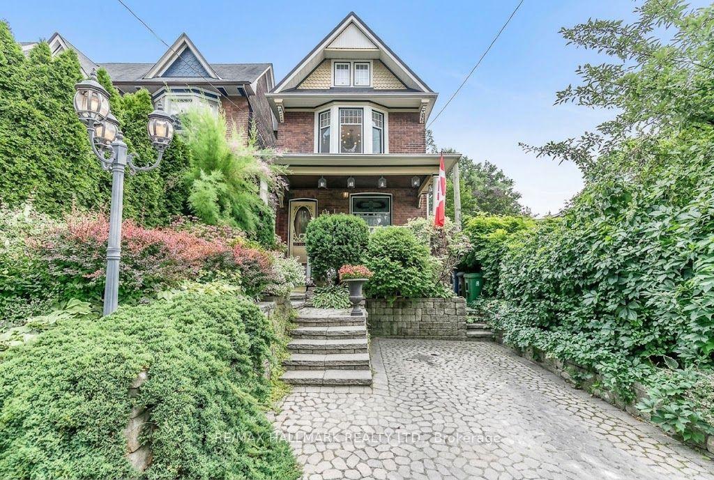 91 Ivy Avenue Upper, Toronto Unit: Upper