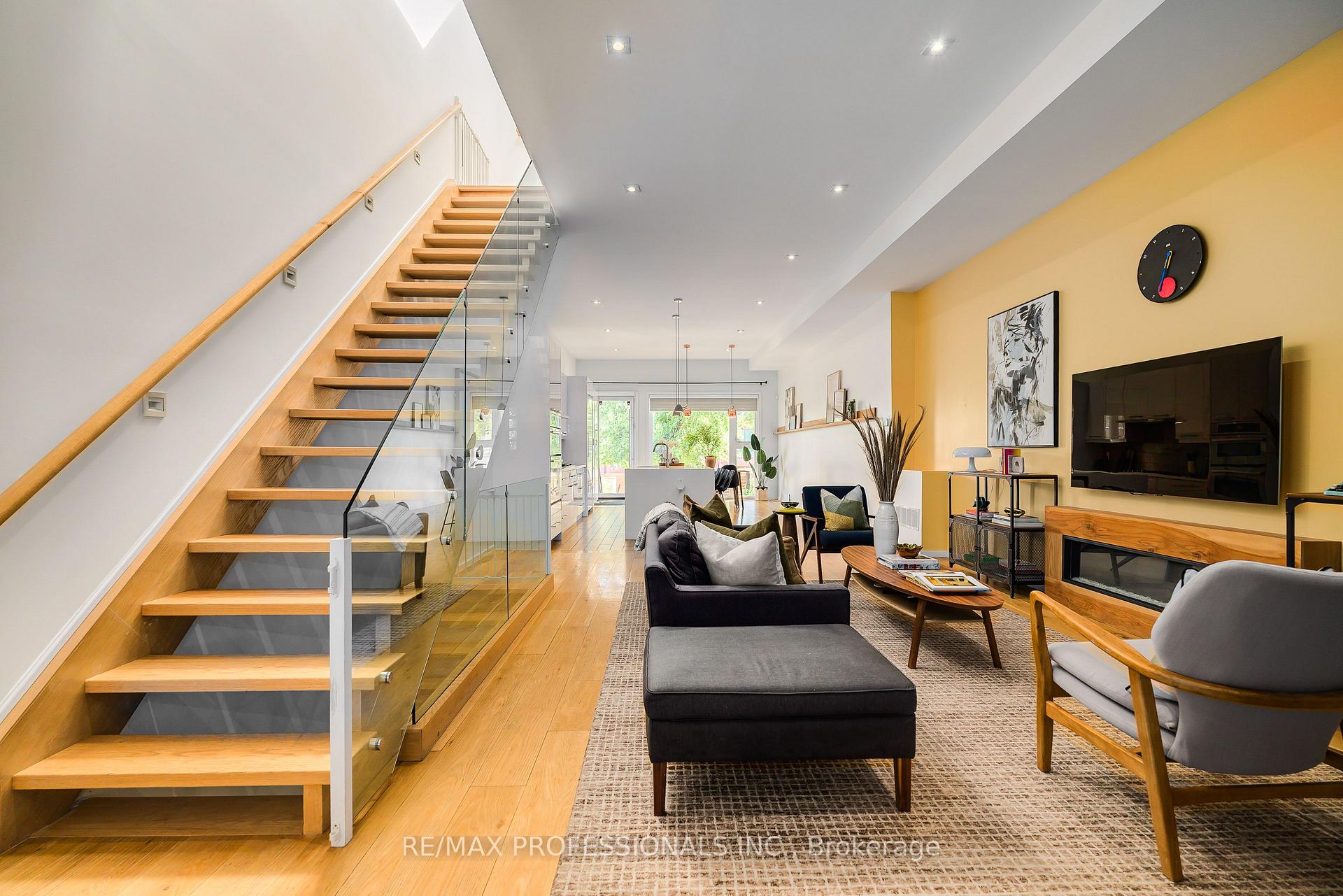 777 Eastern Avenue Toronto