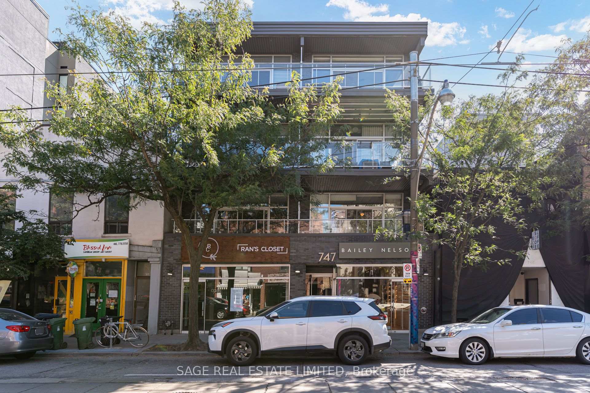 747 Queen Street E 204 Toronto Unit 204
