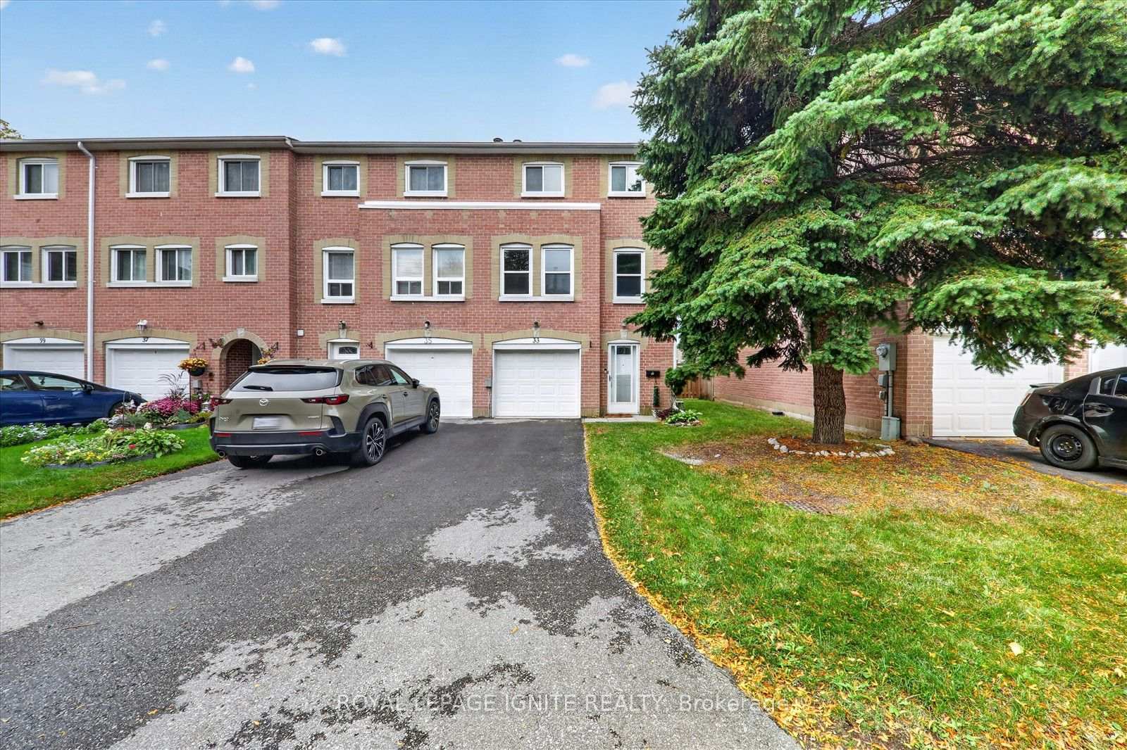 200 Murison Boulevard 33 Toronto Unit 33