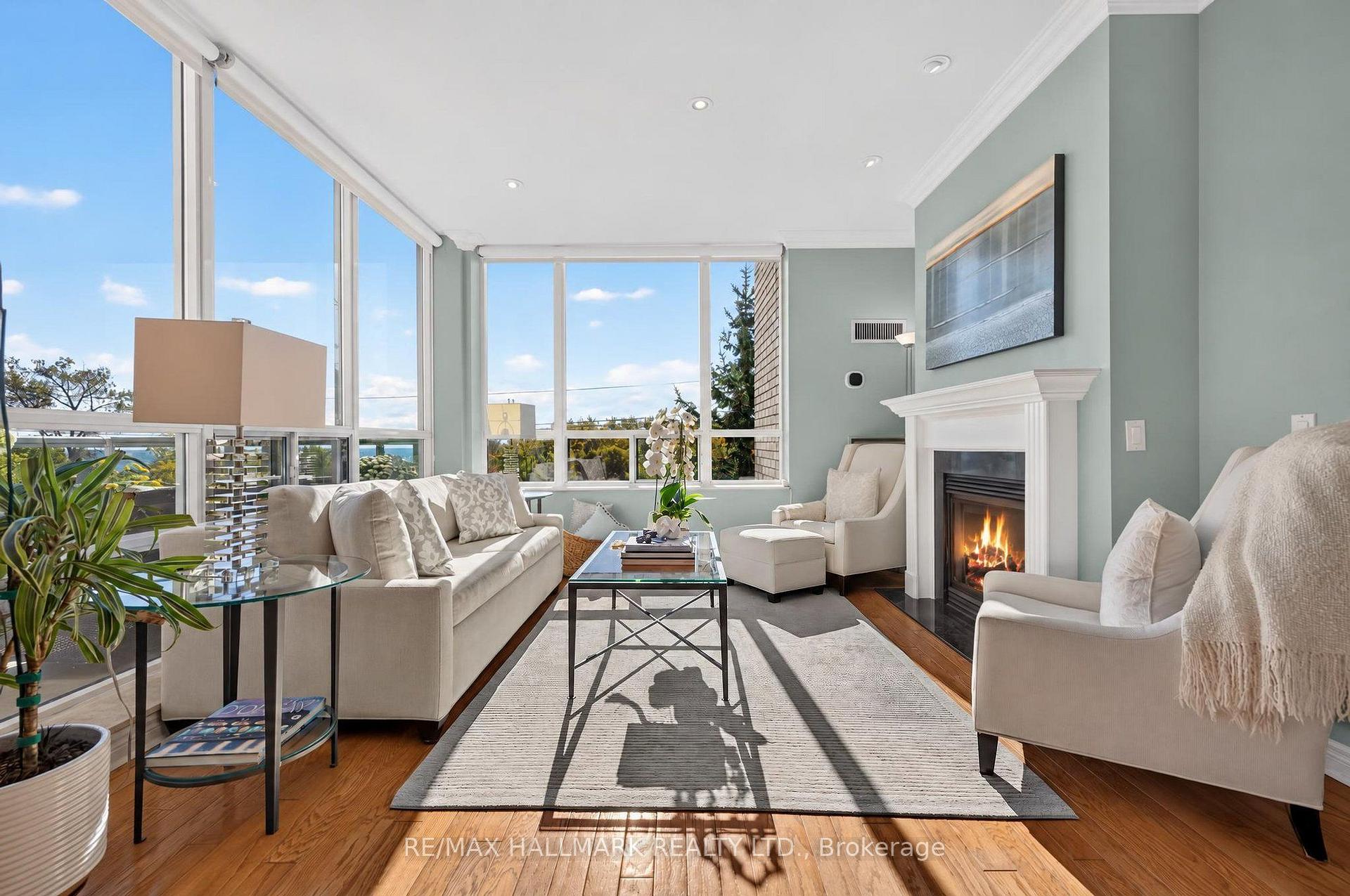 9 Boardwalk Drive 410 Toronto Unit 410