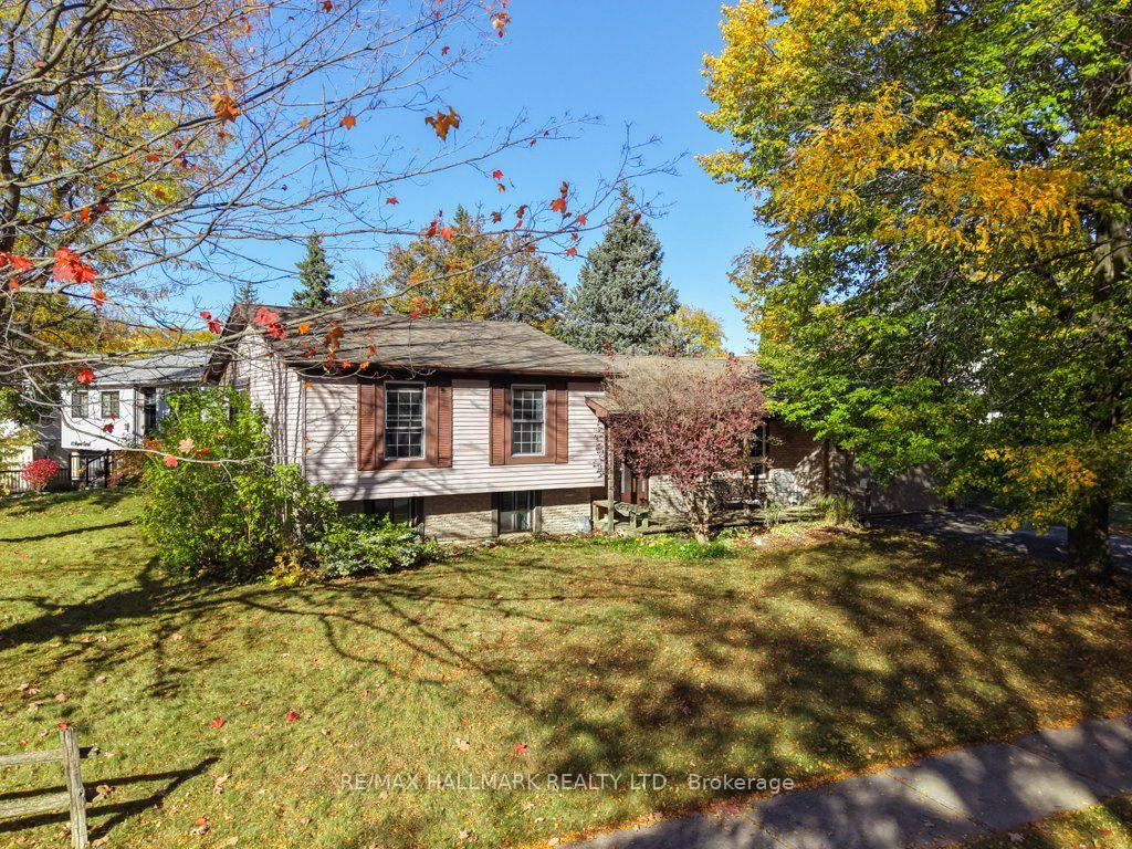 59 Mayvern Crescent