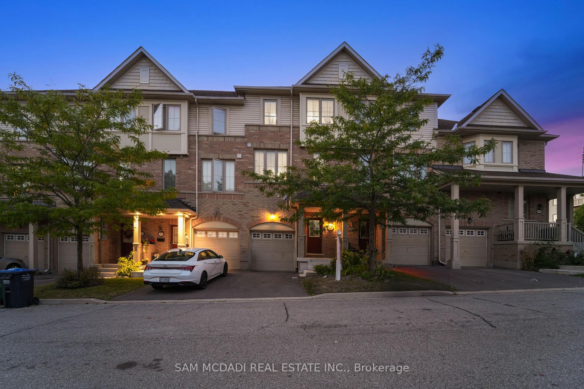 103 Cedar Lake Crescent