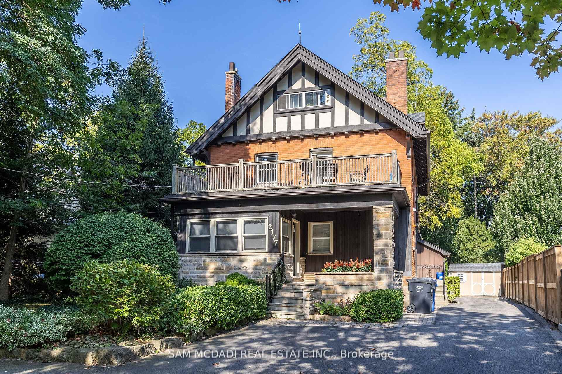 2177 Lakeshore Road