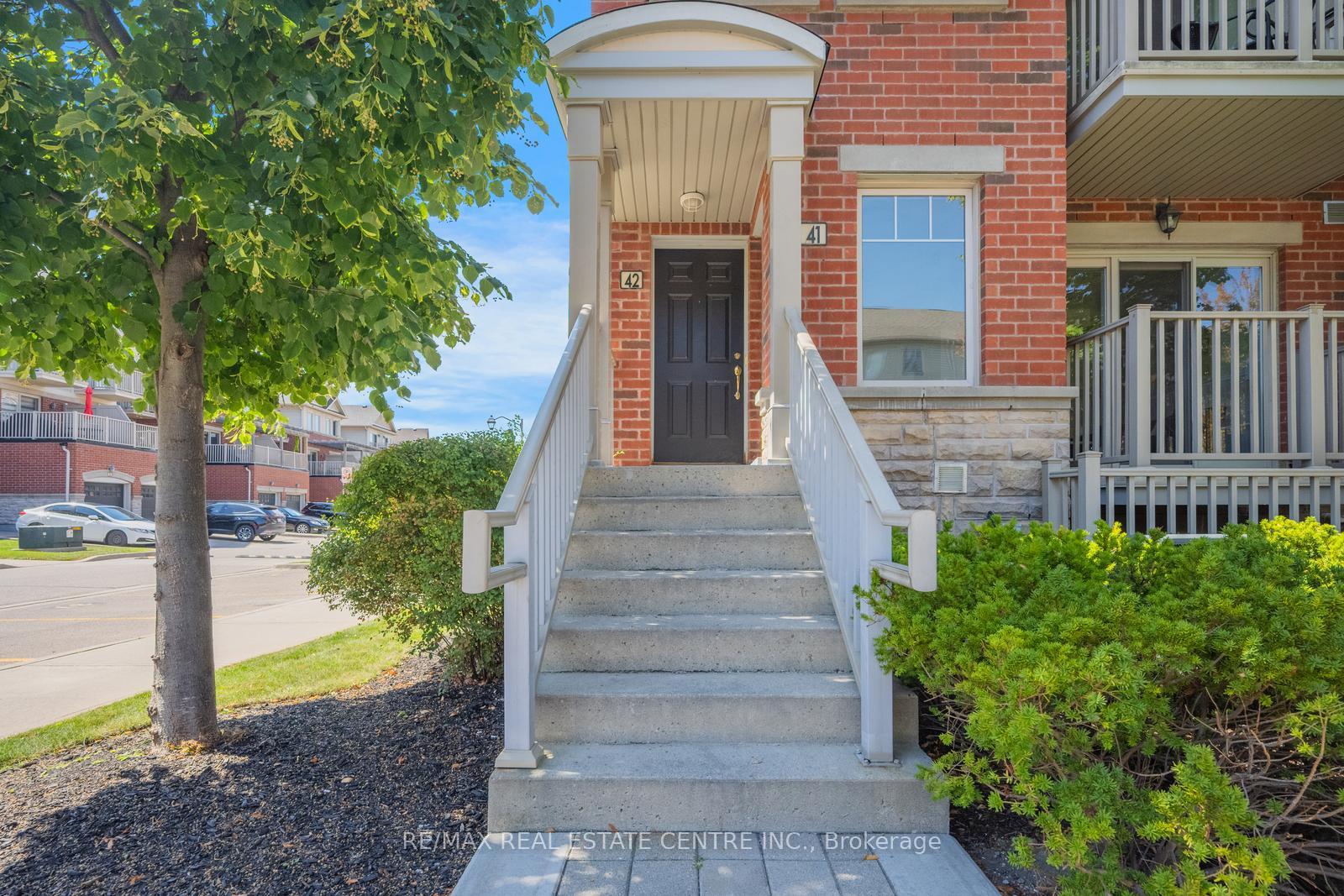 3250 Bentley Drive 41