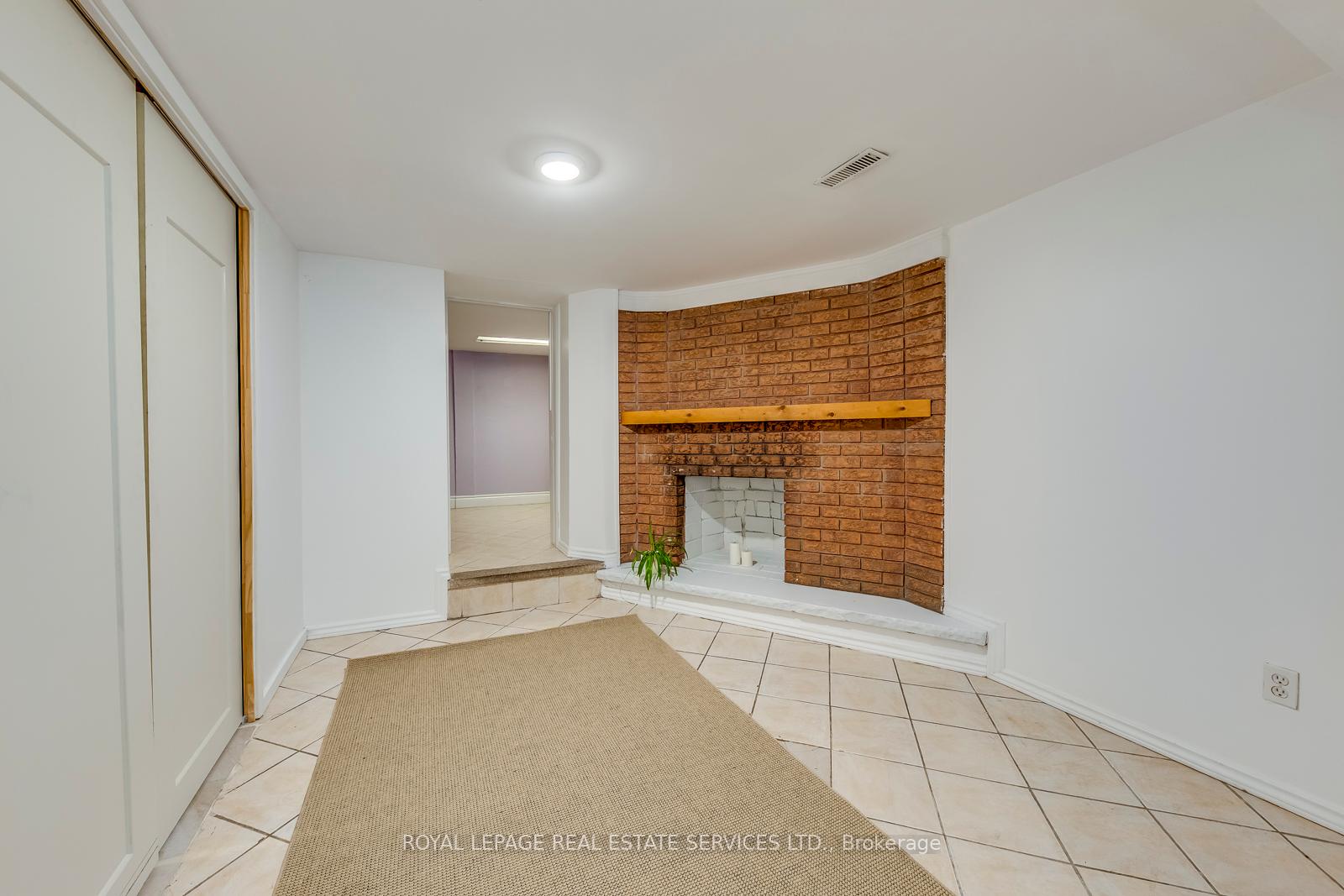 1516 Davenport Road G1