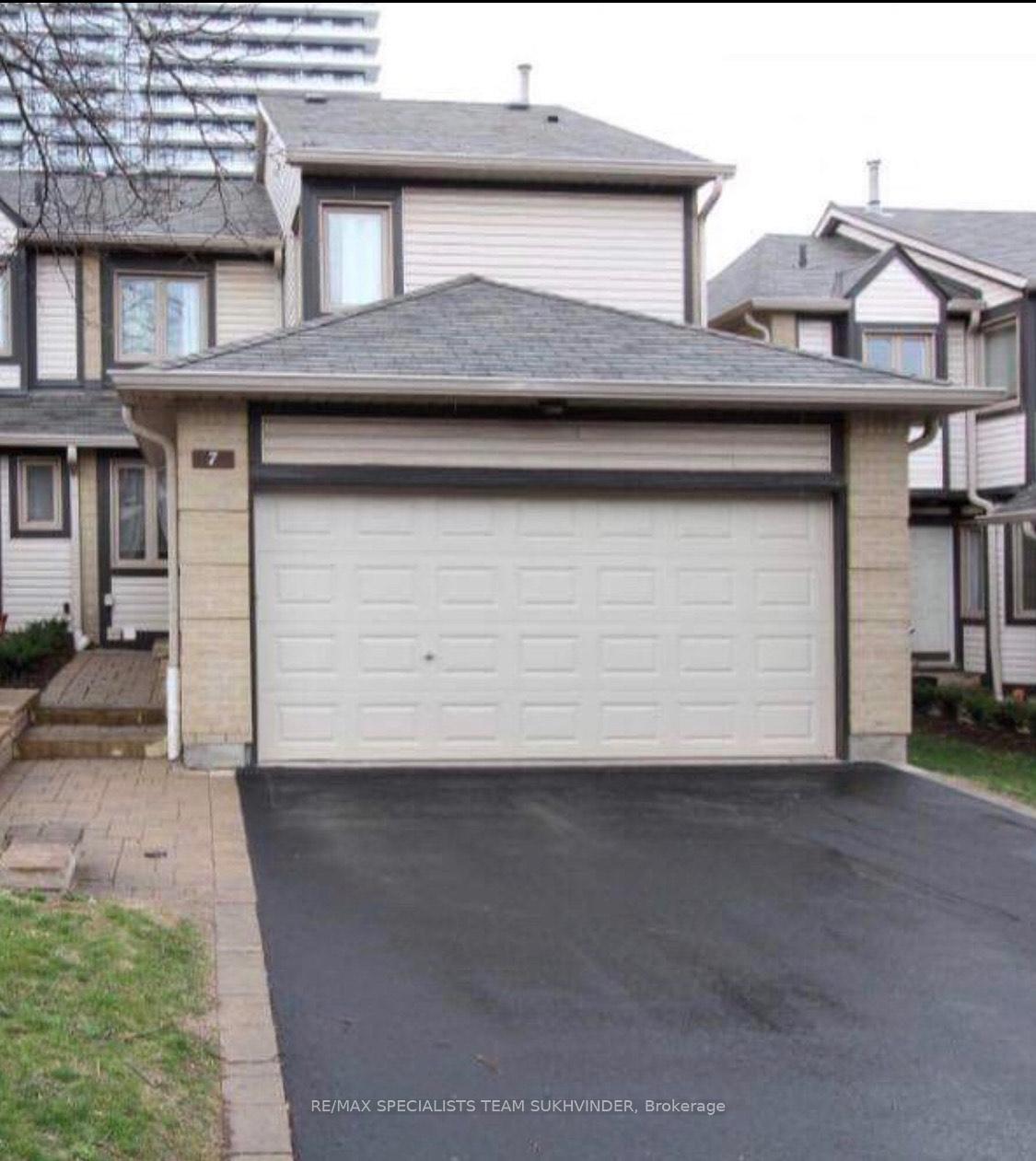 2275 Credit Valley Road