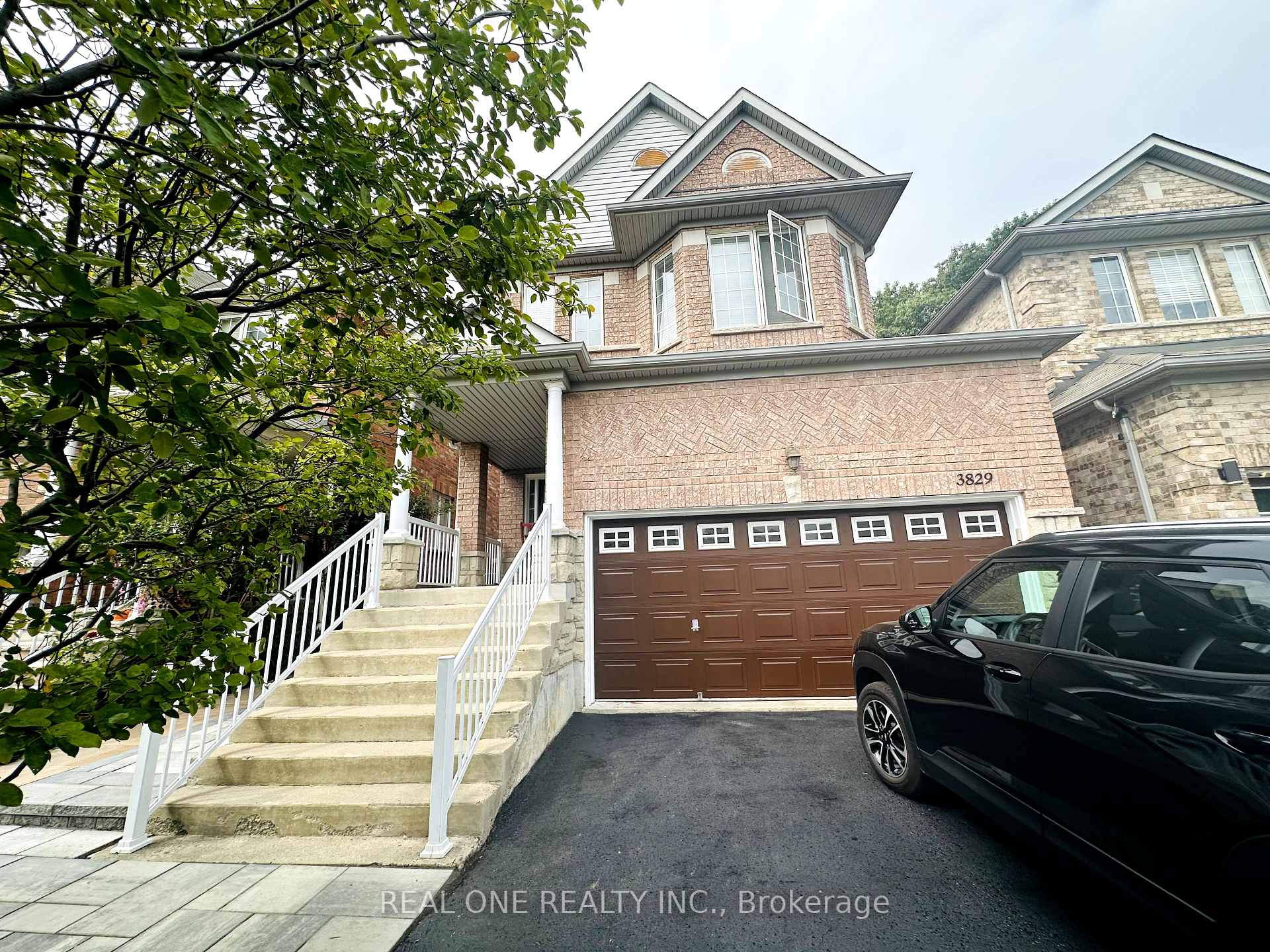 3829 Quiet Creek Drive