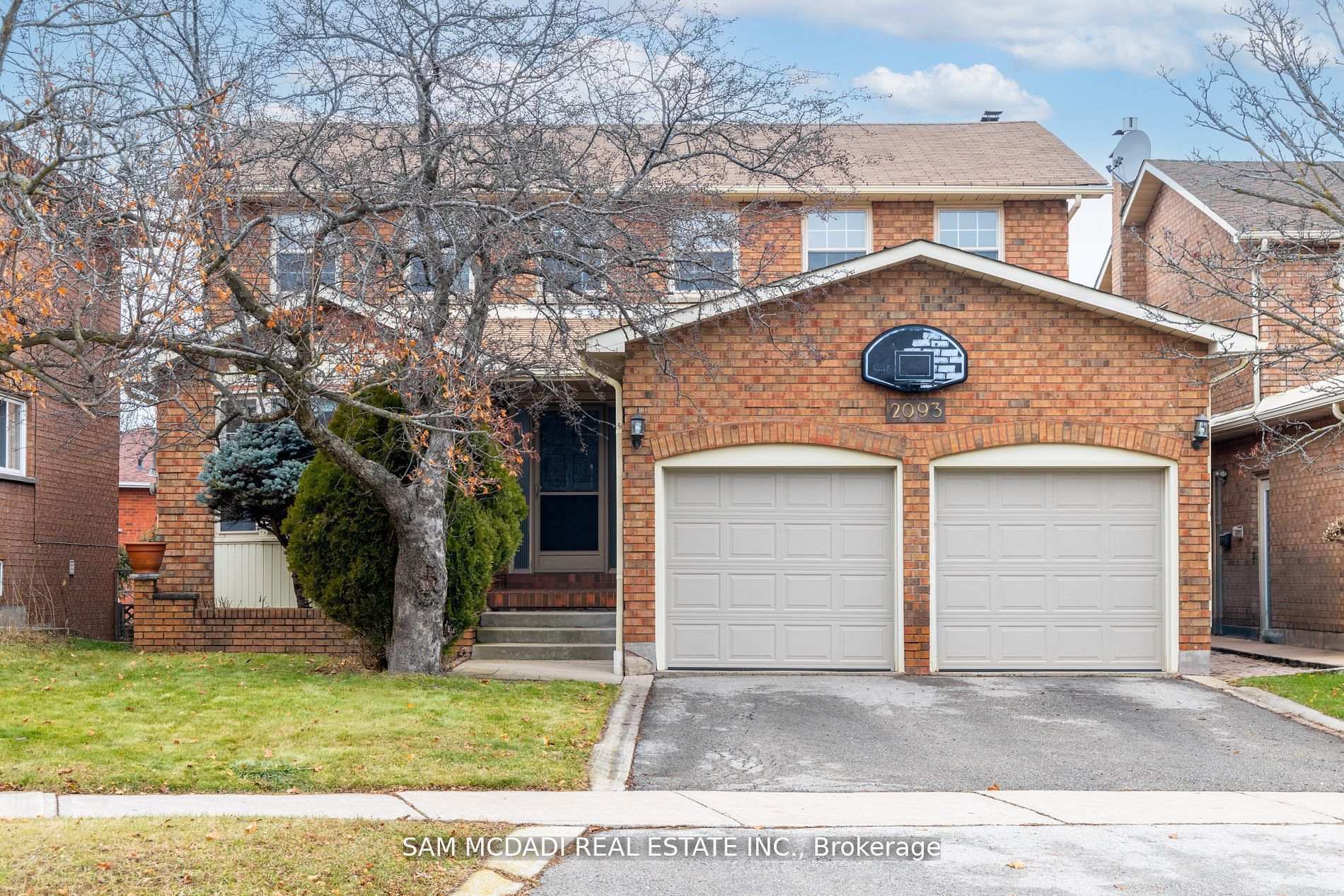 2093 The Chase, Mississauga